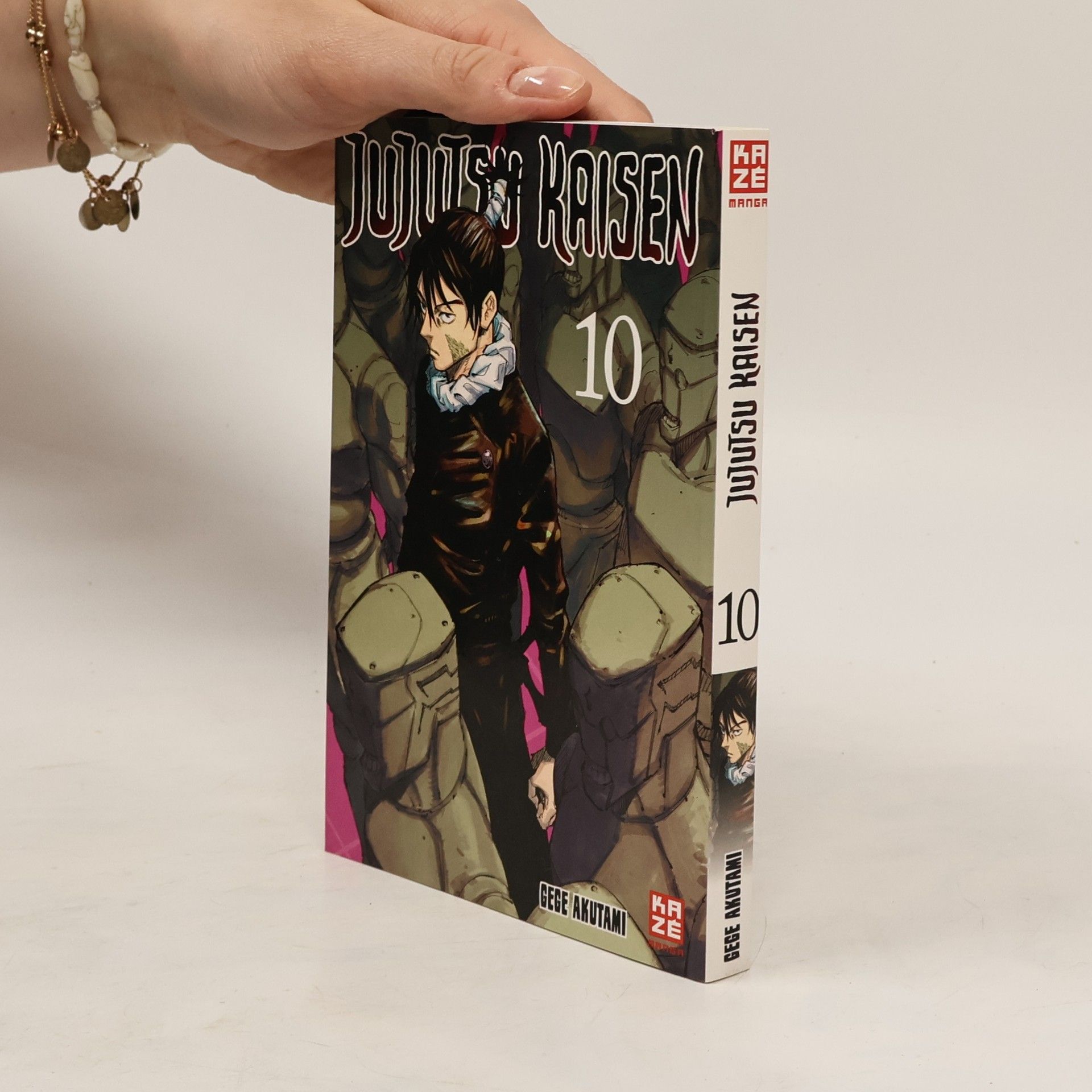 Gege Akutami Jujutsu Kaisen 10