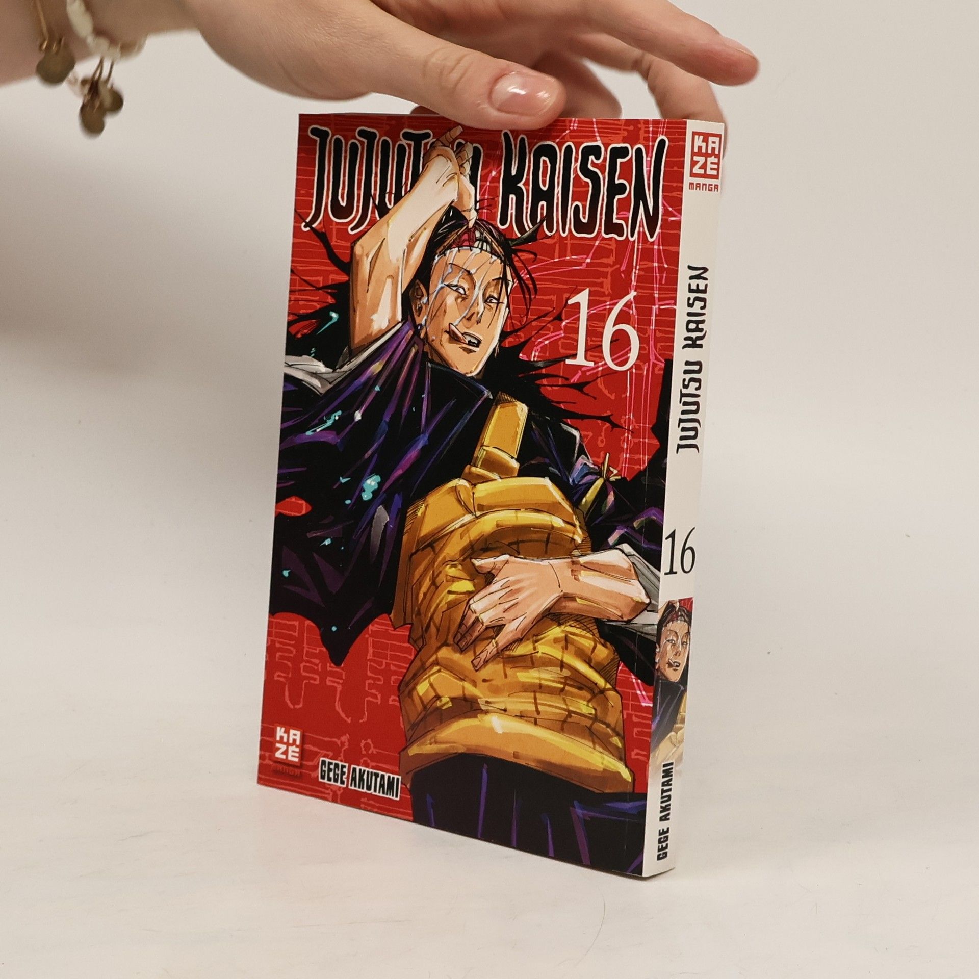 Gege Akutami Jujutsu Kaisen 16