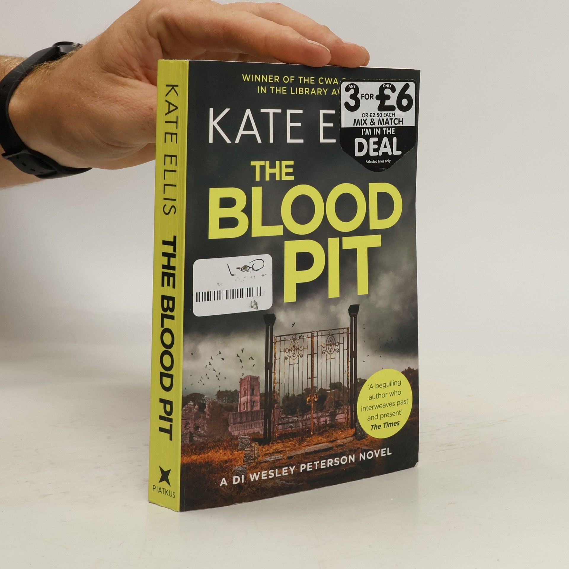 Kate Ellis The Blood Pit