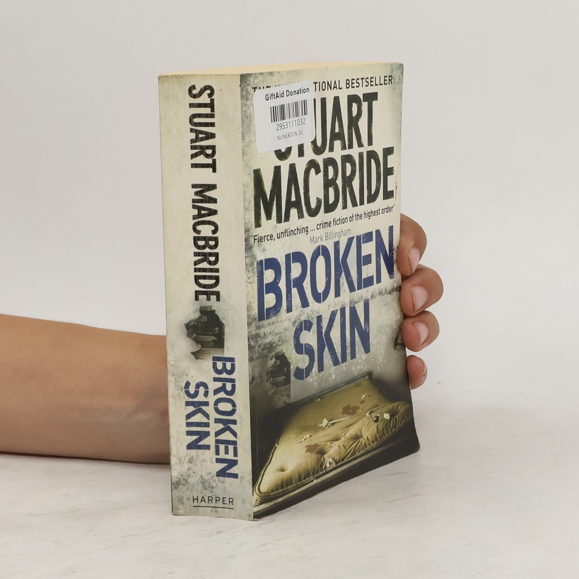 Stuart Macbride Broken skin