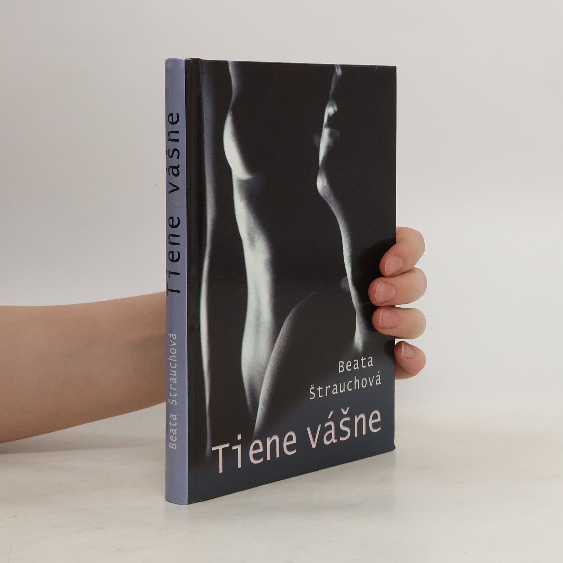Beata Štrauchová Tiene vášne