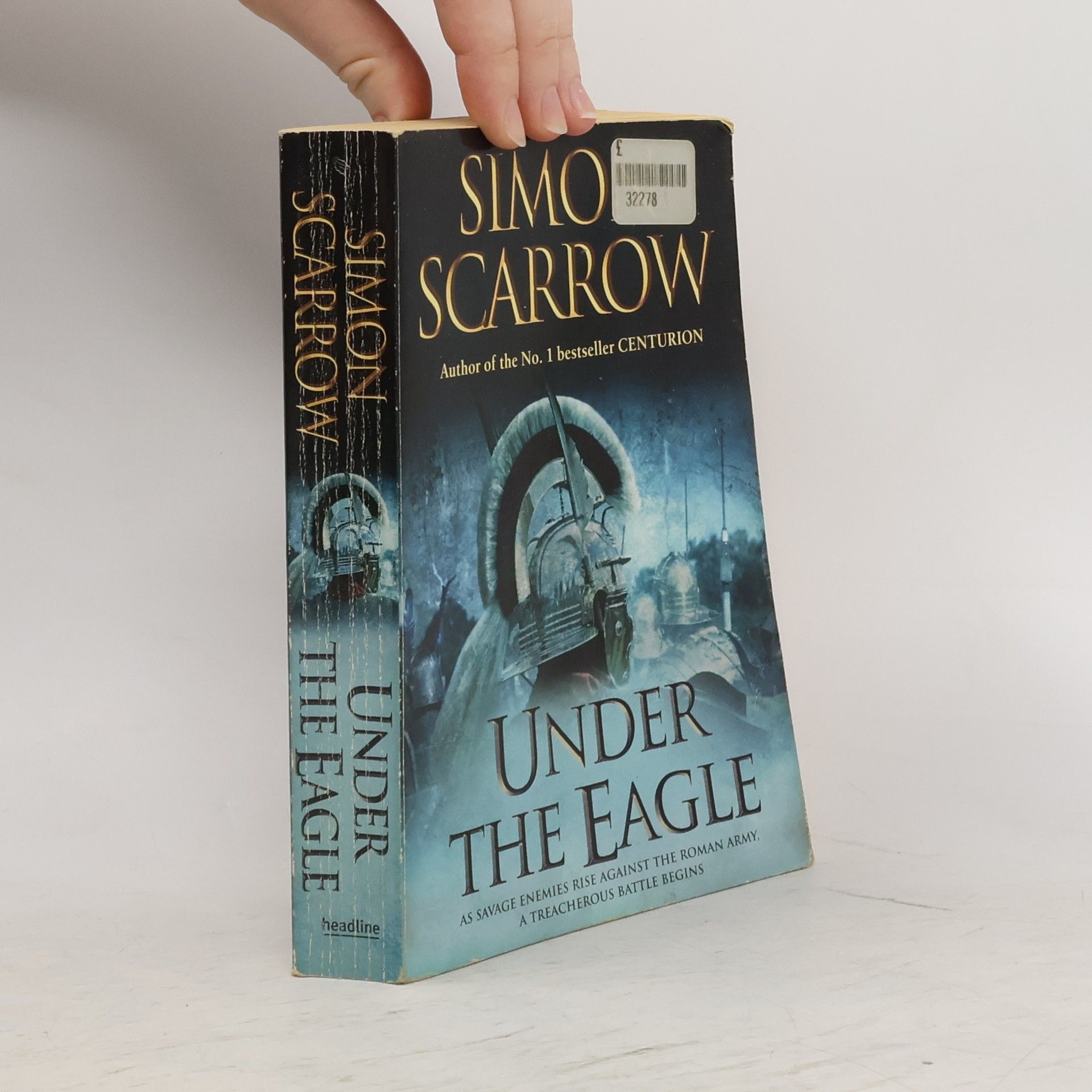 Simon Scarrow Under the Eagle