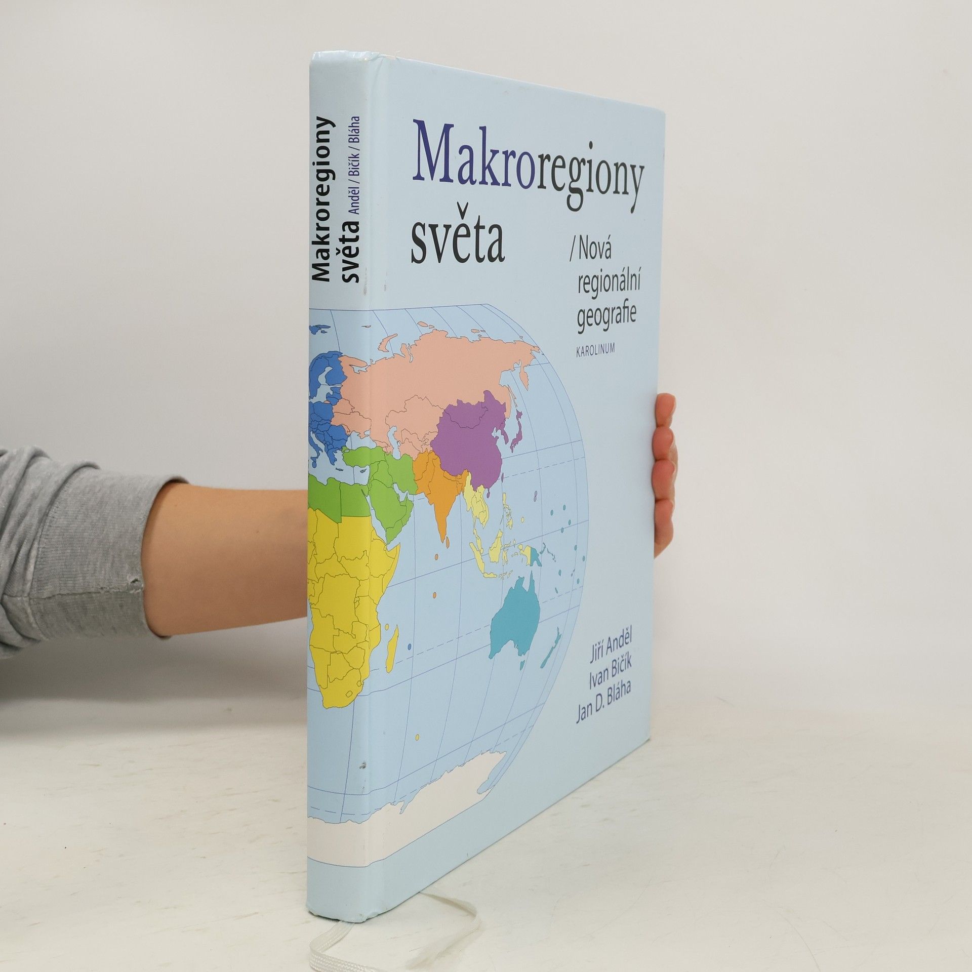 Ivan Bičík Makroregiony světa/Nová regionální geografie