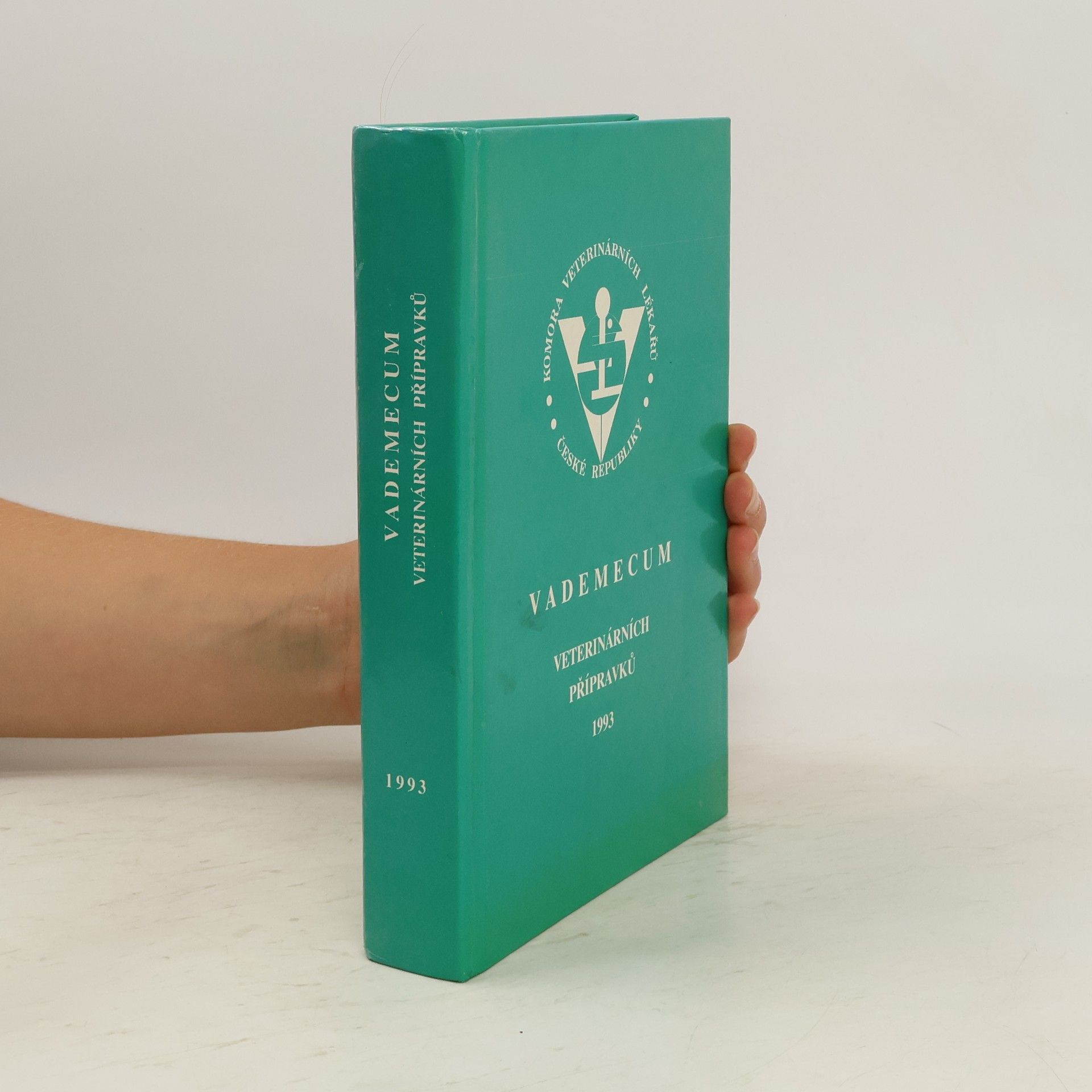 Various authors Vademecum veterinárních přípravků 1993