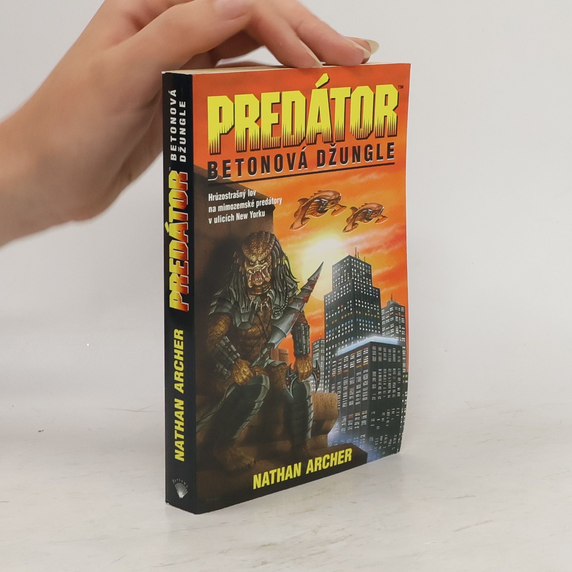 Jan Měchura Predátor. Betonová džungle
