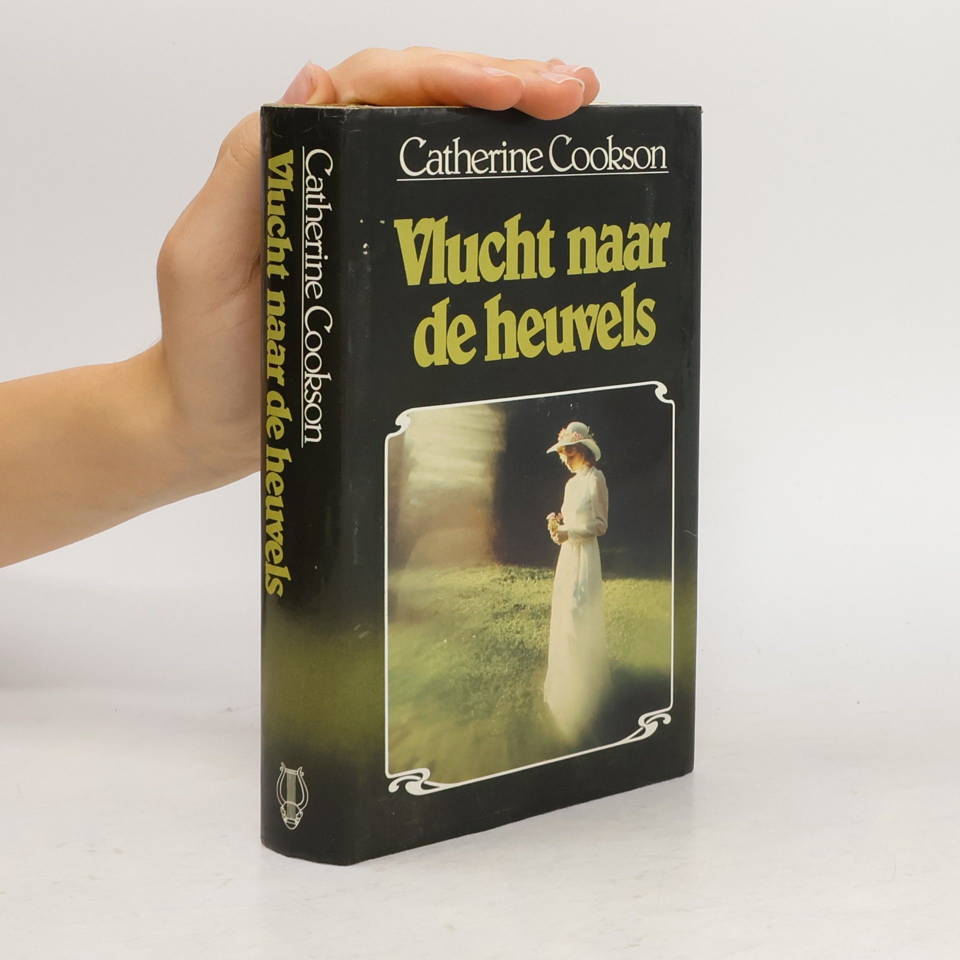 Catherine Cookson Vlucht naar de heuvels