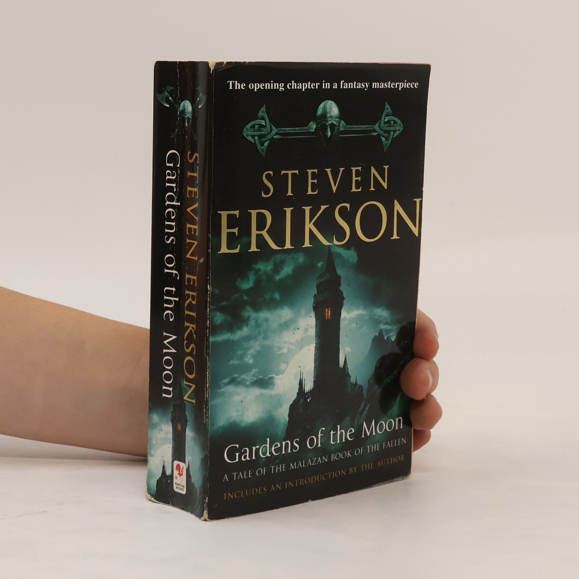 Steven Erikson Gardens of the Moon