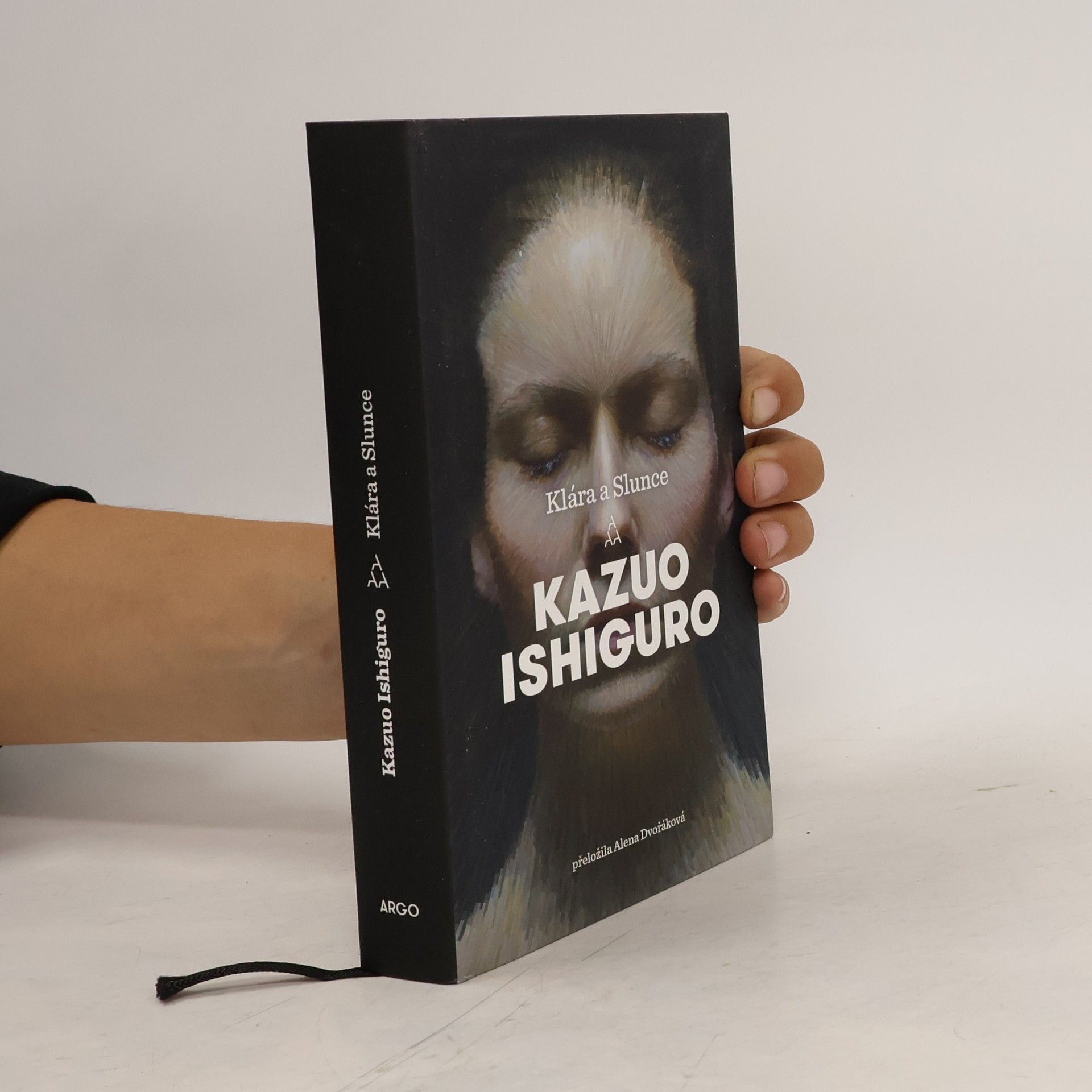 Kazuo Ishiguro Klára a Slunce