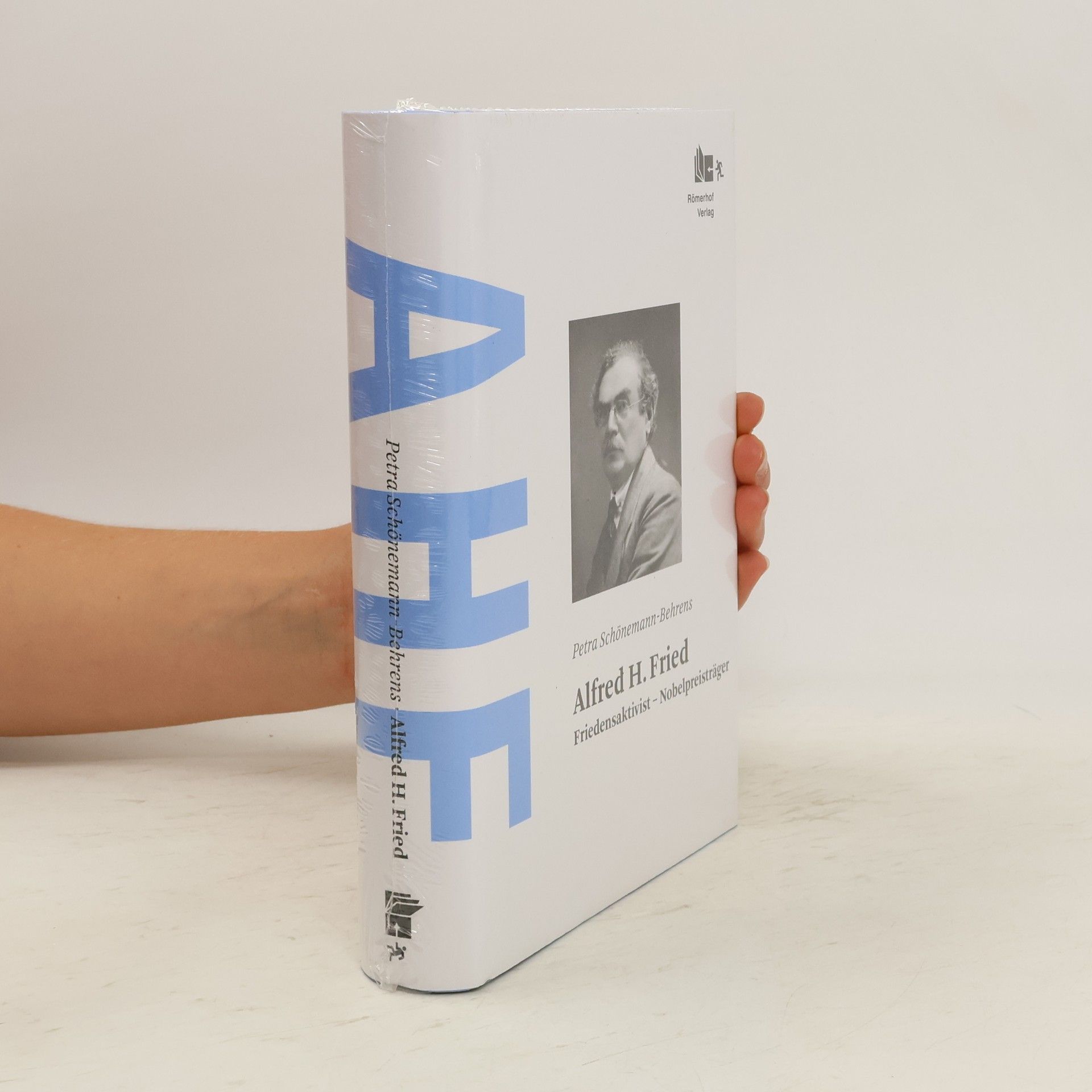 Alfred H. Fried, Friedensaktivist - Nobelpreisträger
