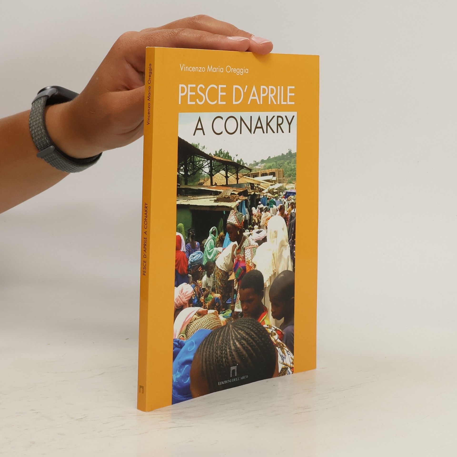 Vincenzo M. Oreggia Pesce d'aprile a Conakry
