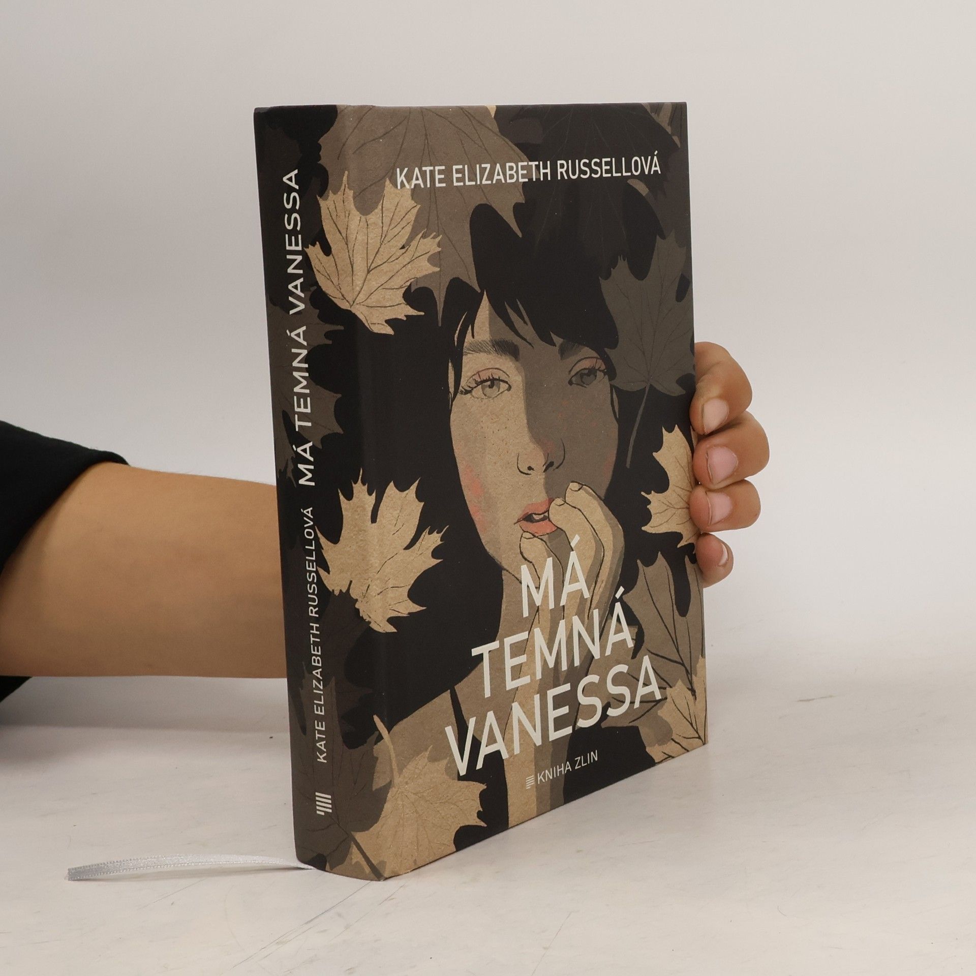 Kate Russell Má temná Vanessa