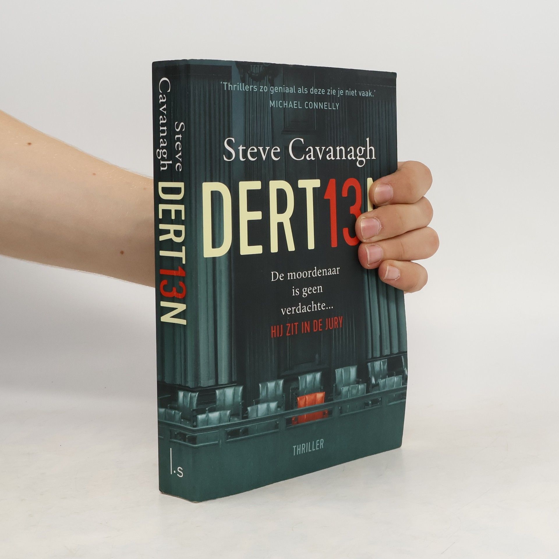 Steve Cavanagh Dertien