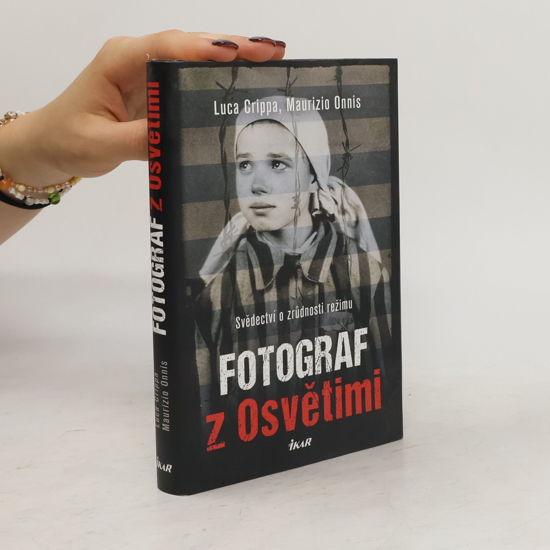 Luca Crippa Fotograf z Osvětimi