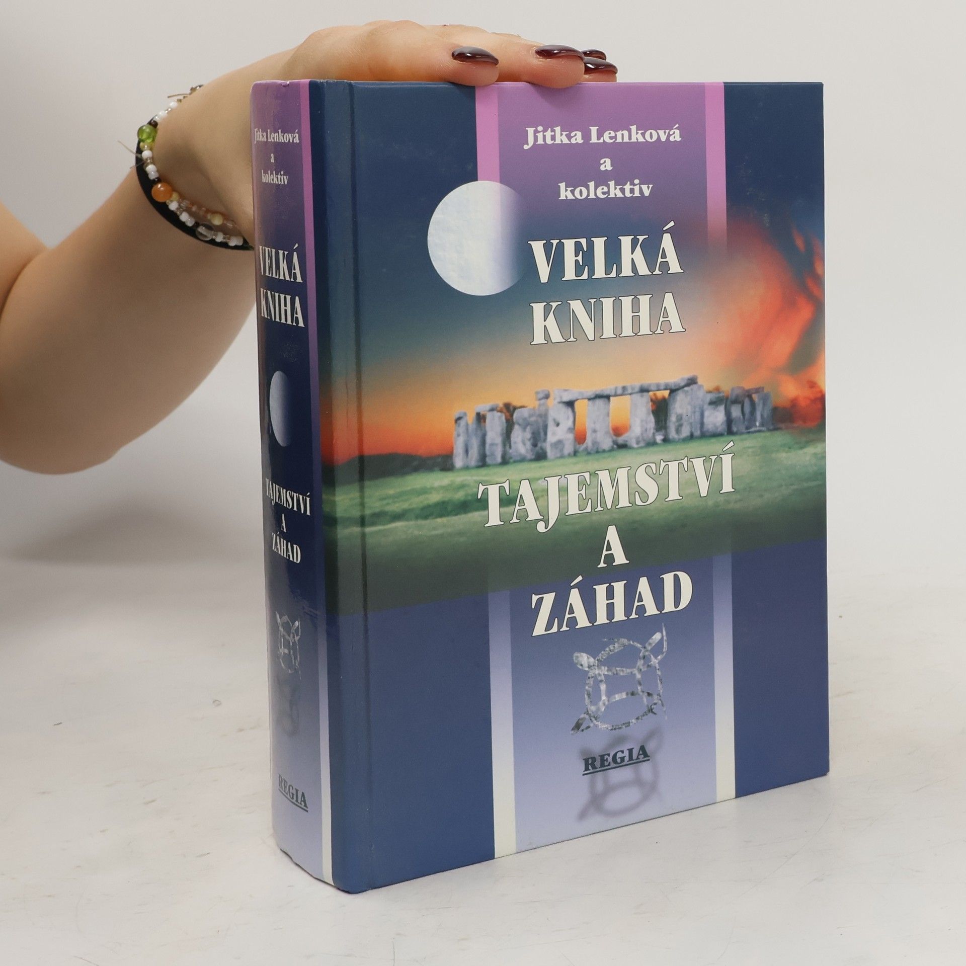 Jitka Lenková Velká kniha tajemství a záhad