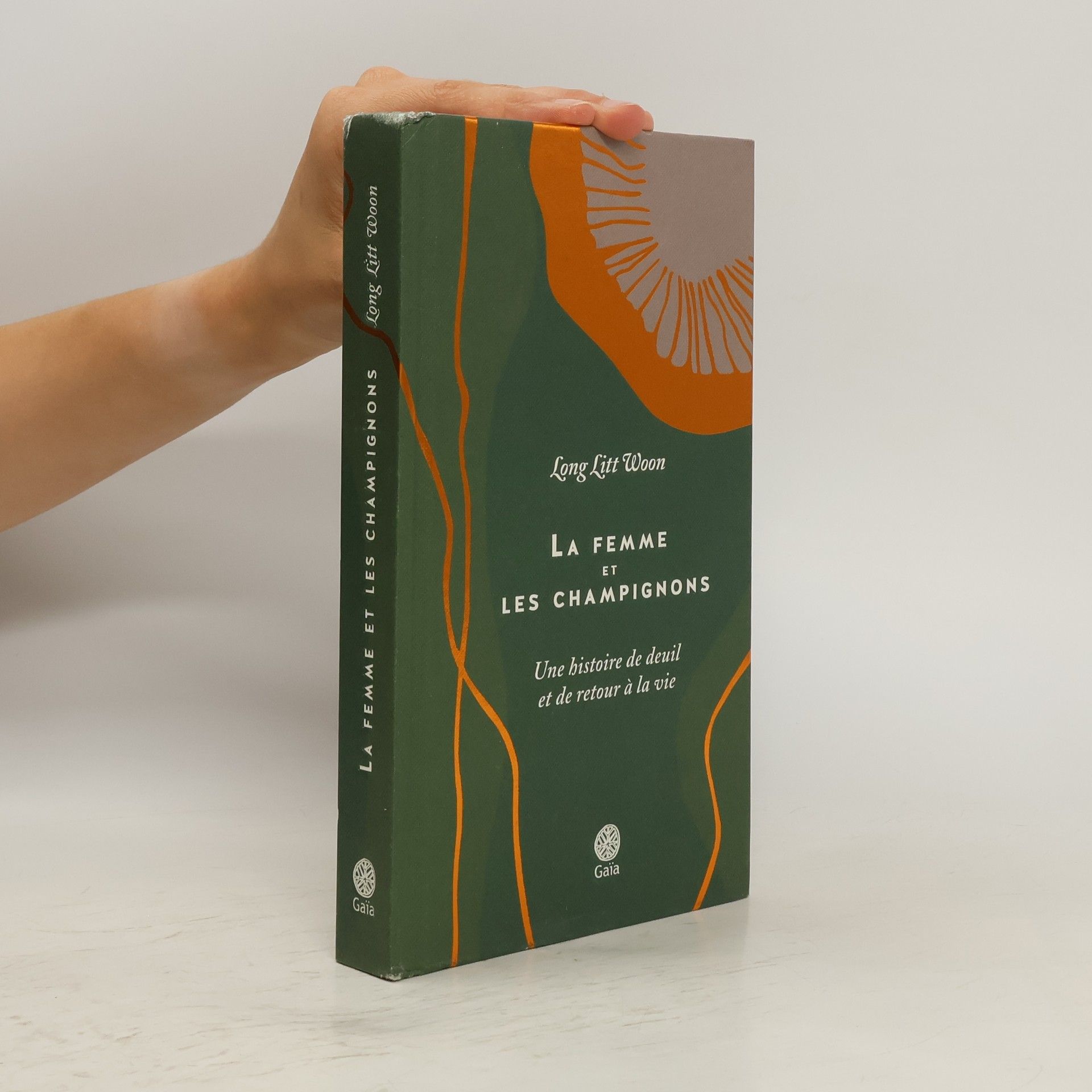 Litt Woon Long La femme et les champignons