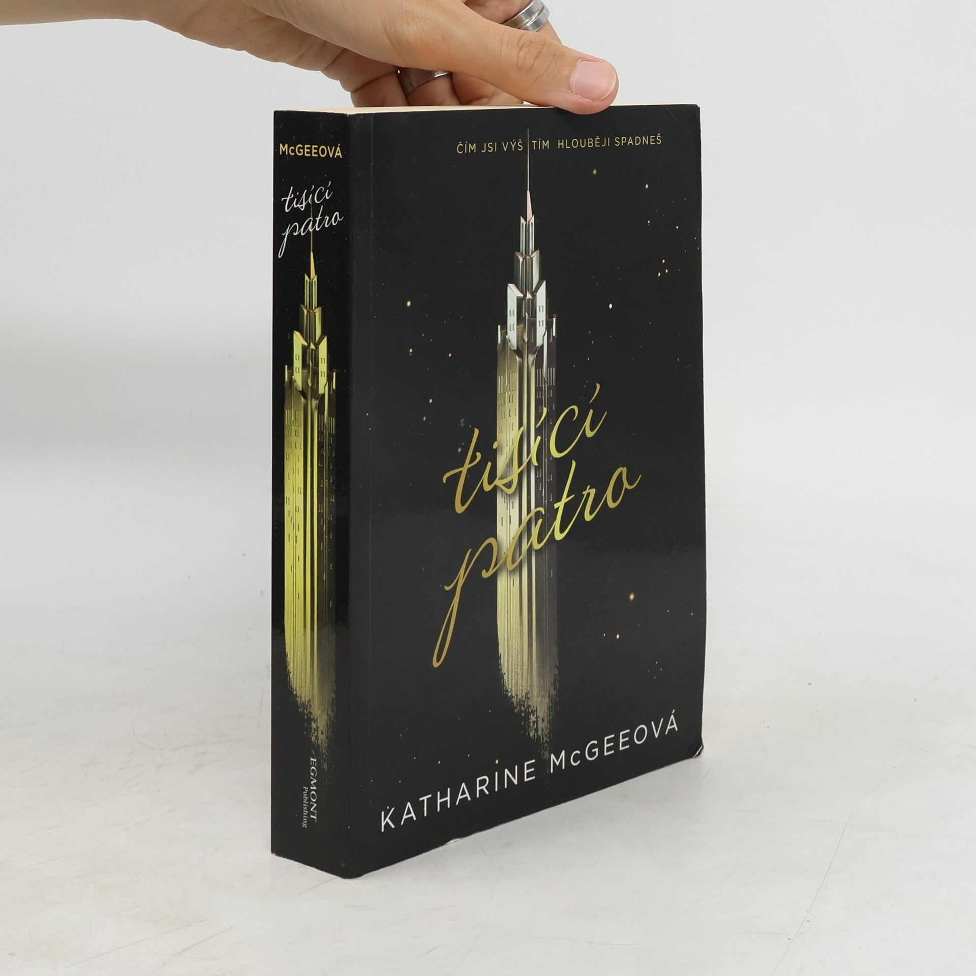 Katharine McGee Tisící patro