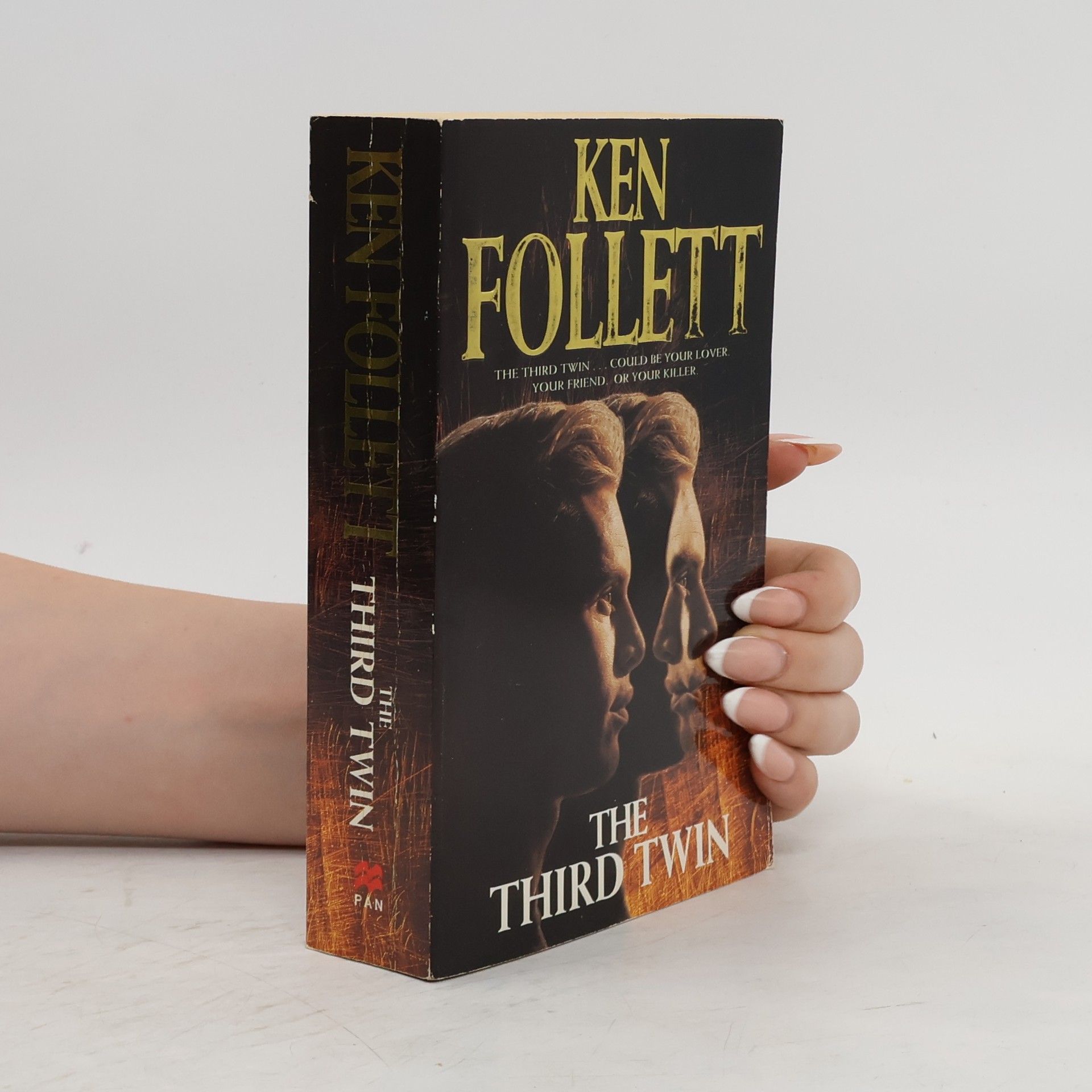 Ken Follett The third twin