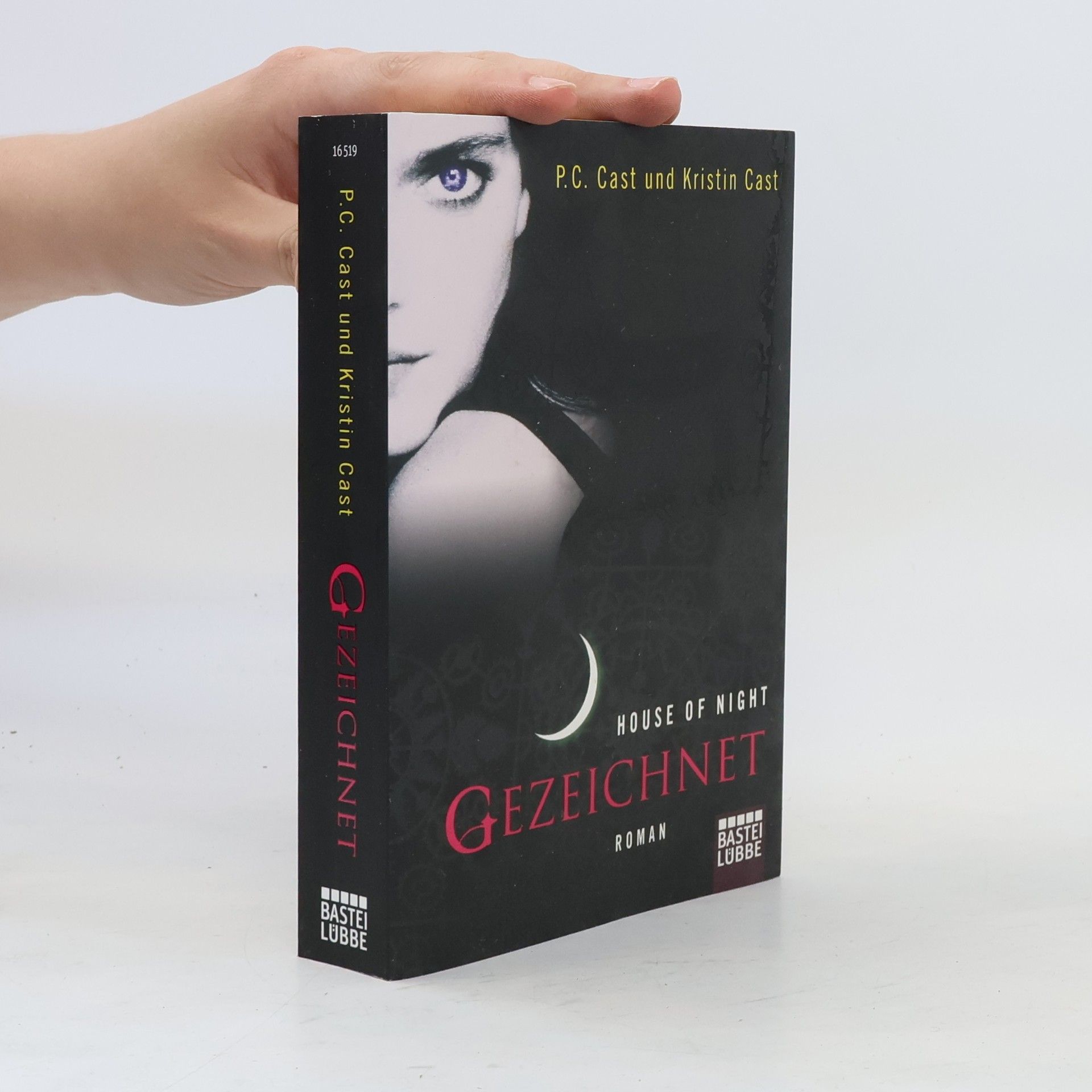 Phyllis Christine Cast Gezeichnet