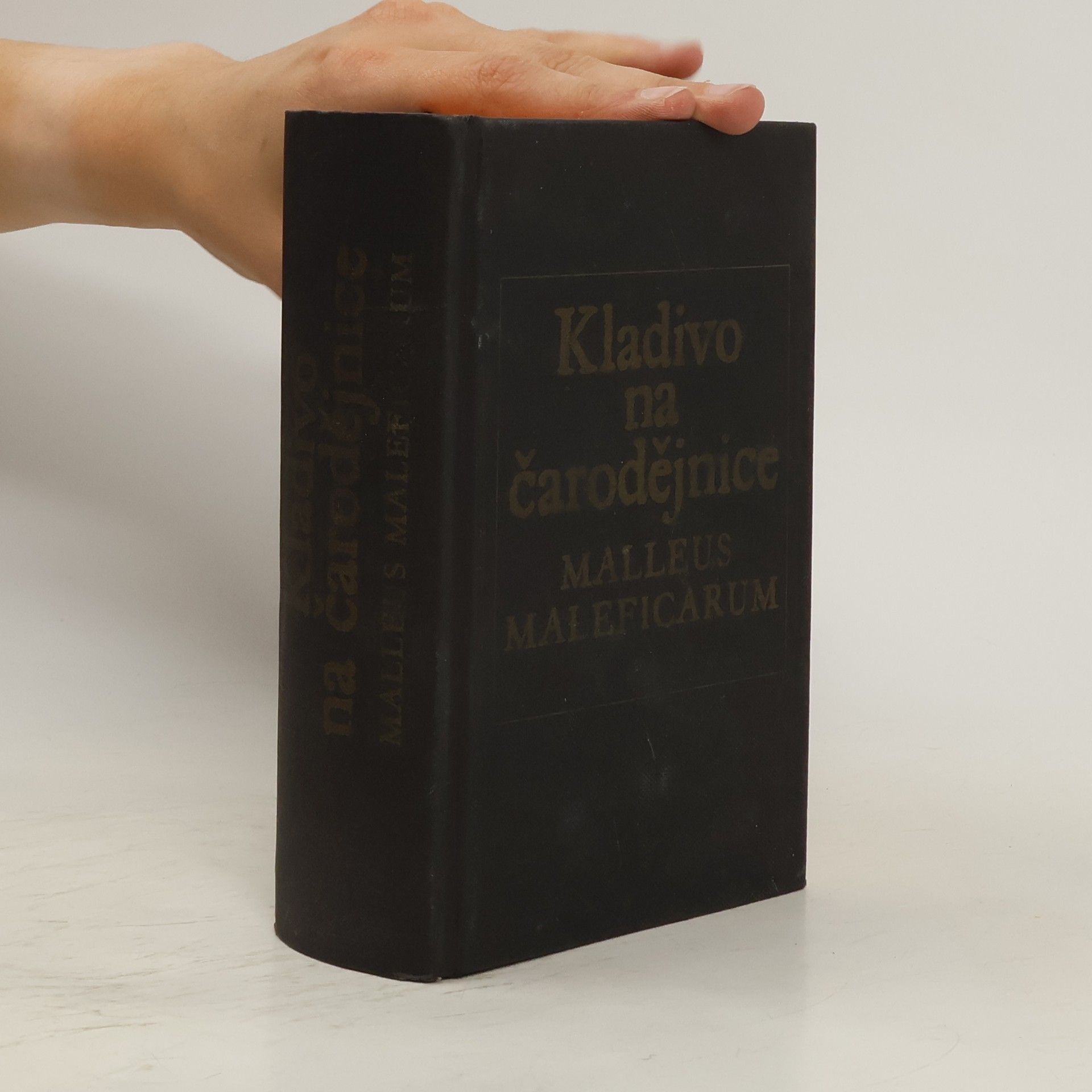 Heinrich Kramer Kladivo na čarodějnice - Malleus Maleficarum