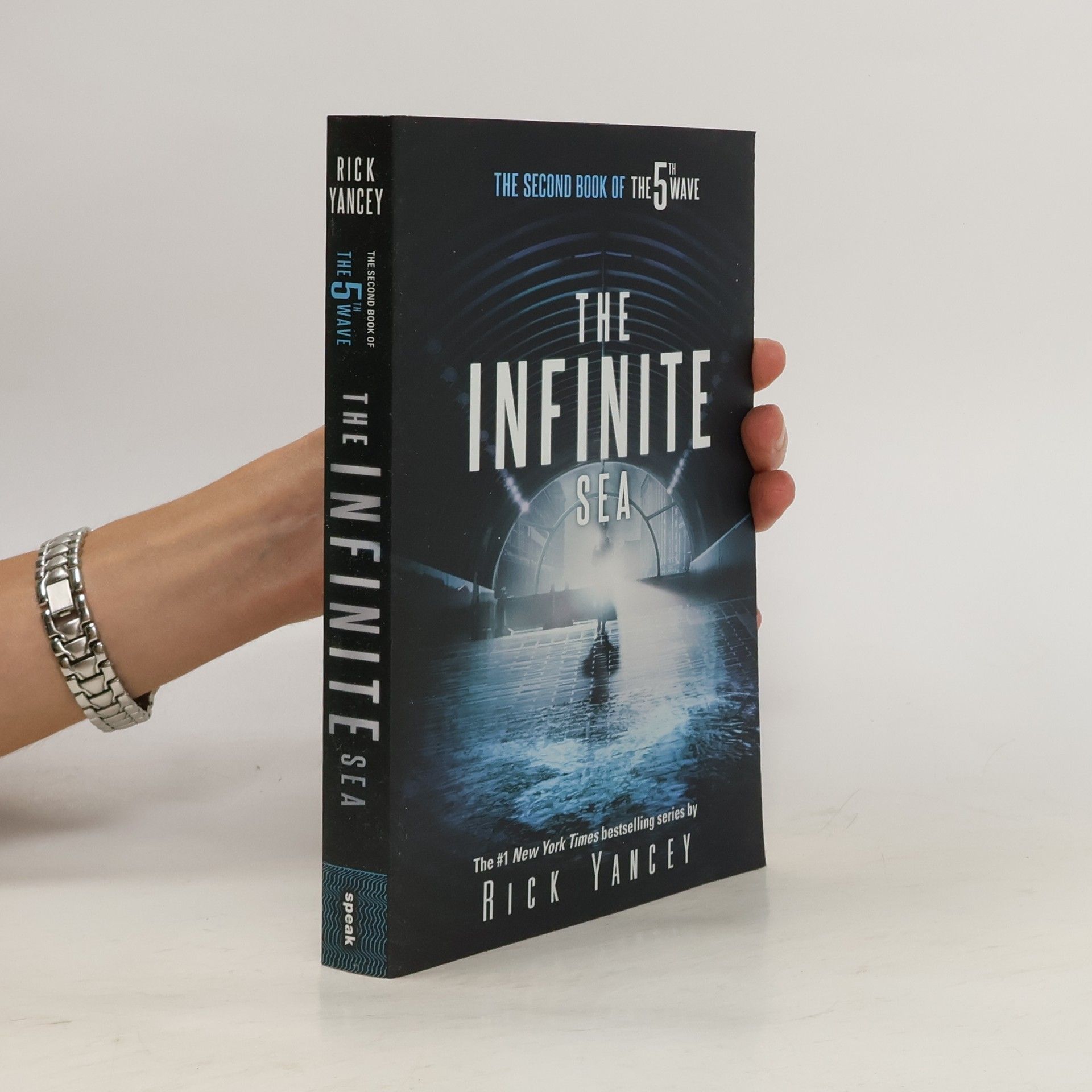 Rick Yancey The infinite sea
