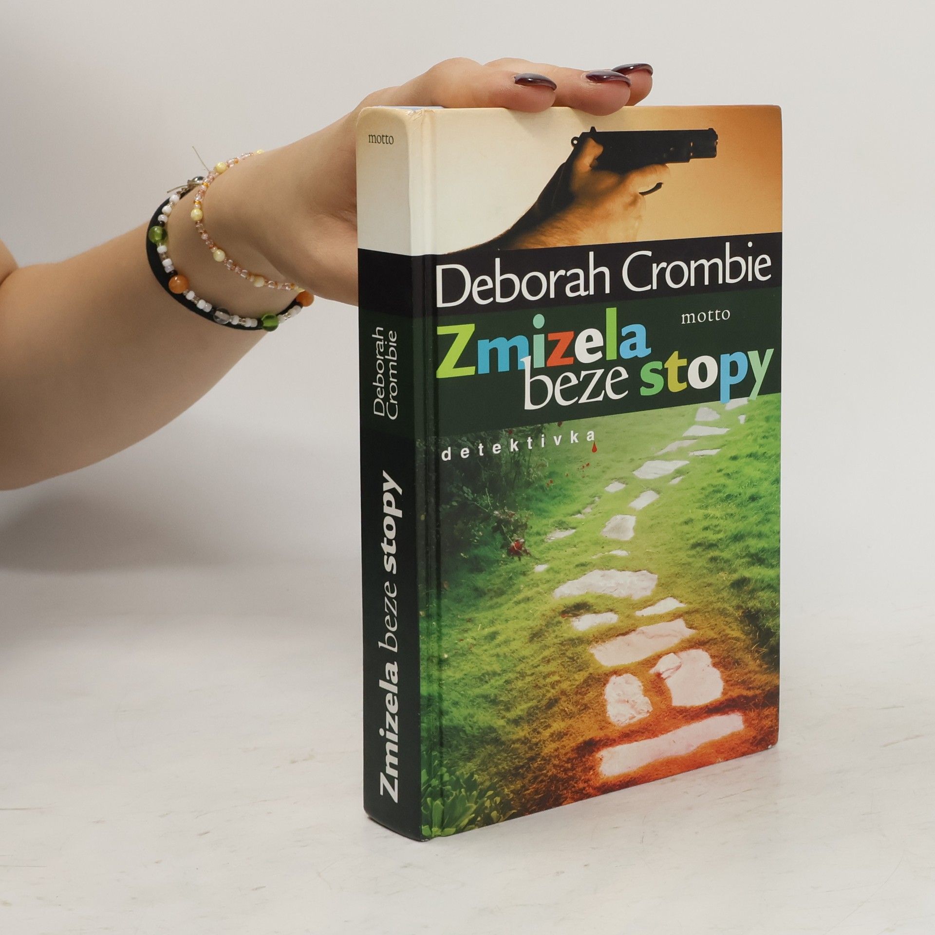 Deborah Crombie Zmizela beze stopy