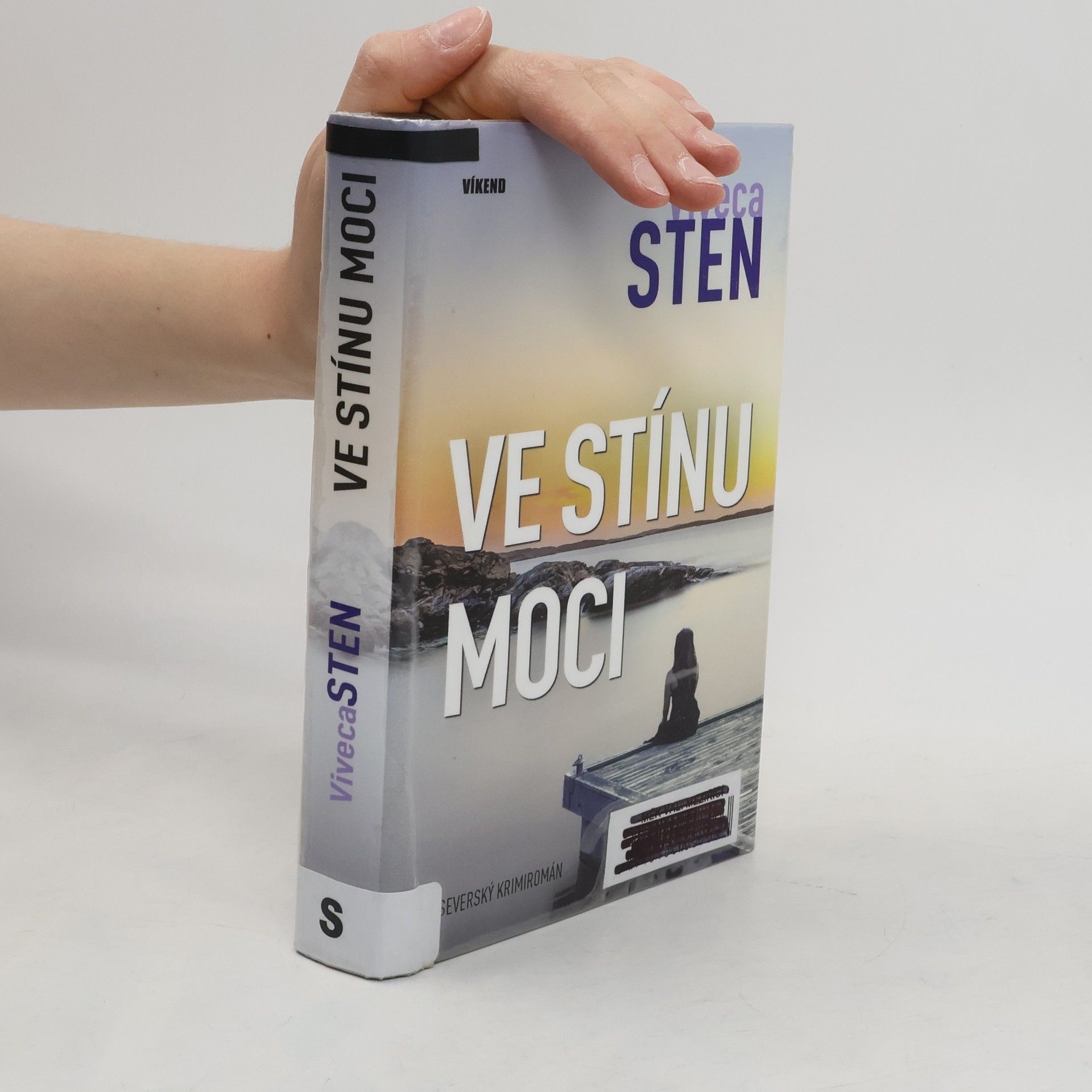 Viveca Stenová Ve stínu moci