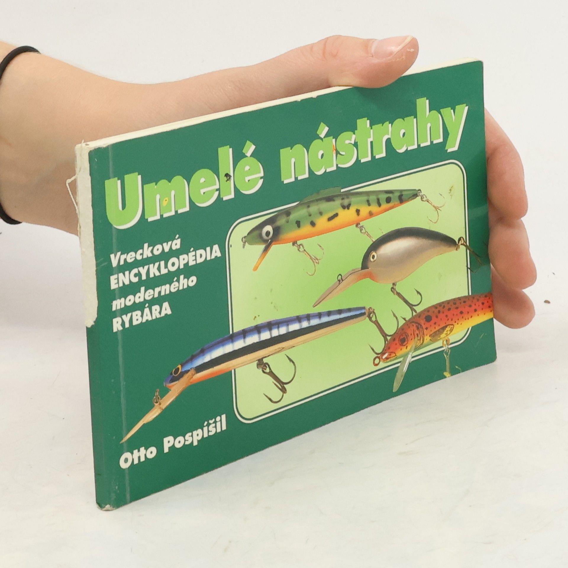 kolektiv Umelé nástrahy