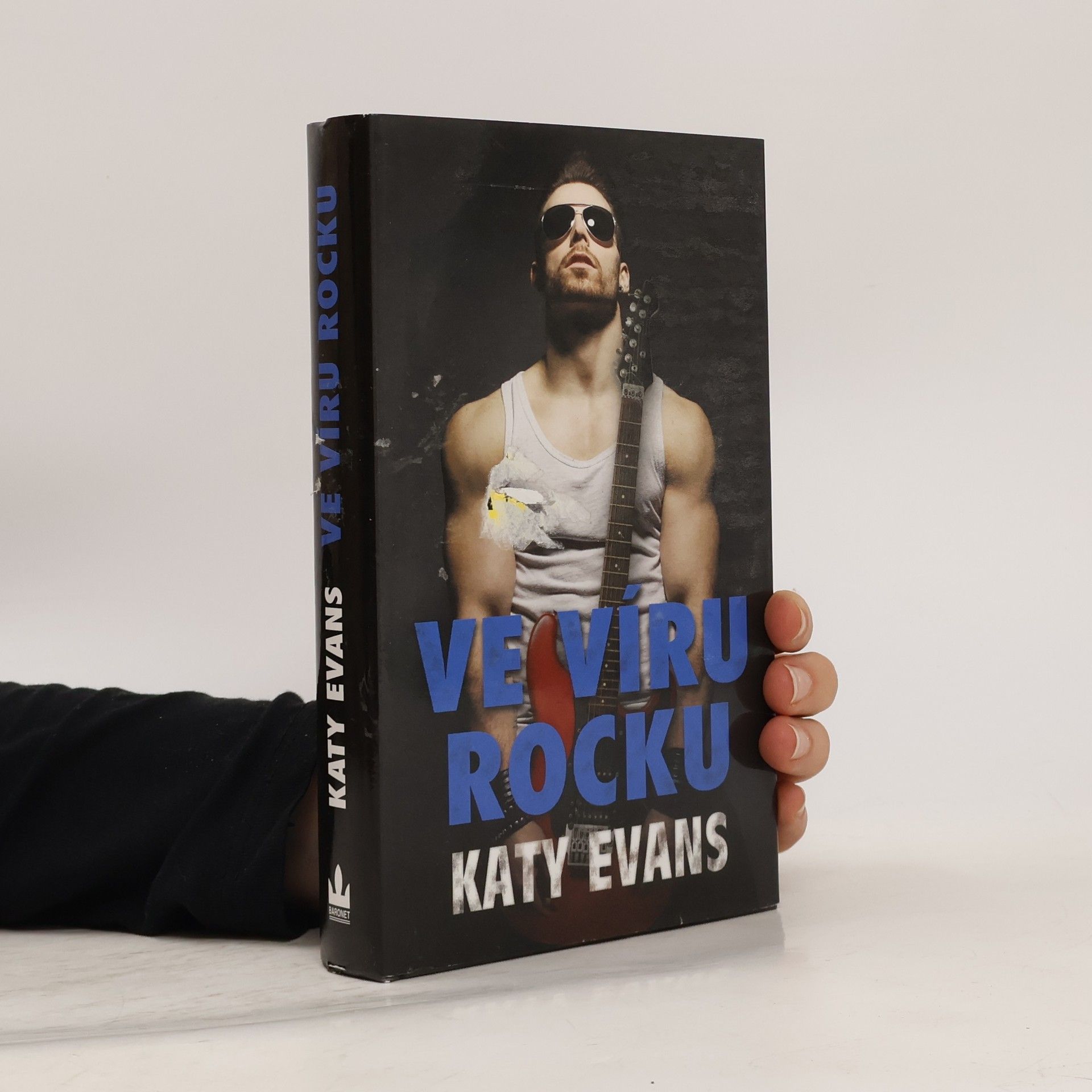 Katy Evans Ve víru rocku