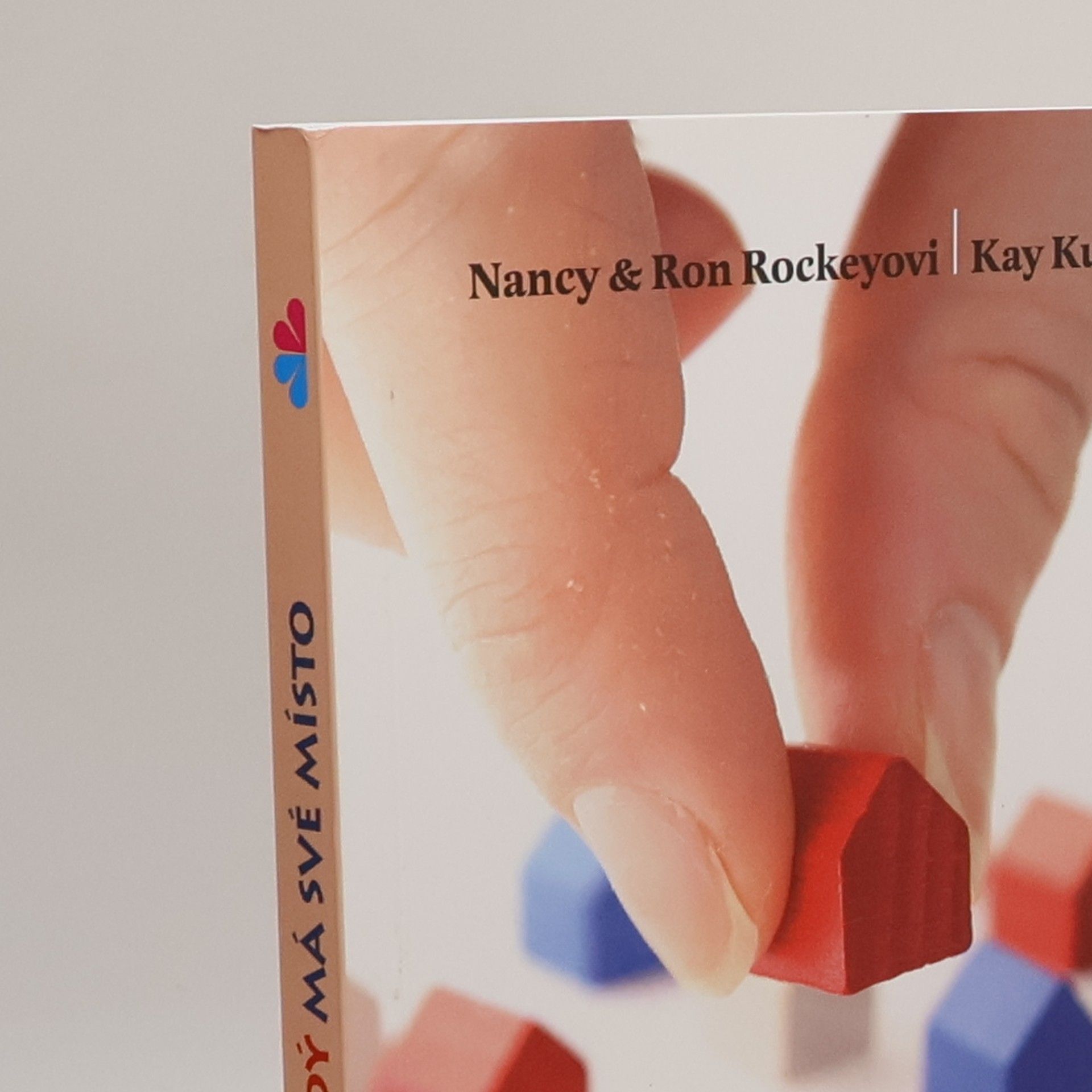 Každý má své místo : jak překonat negativní následky odmítnutí a nalézt svobodu přijetí