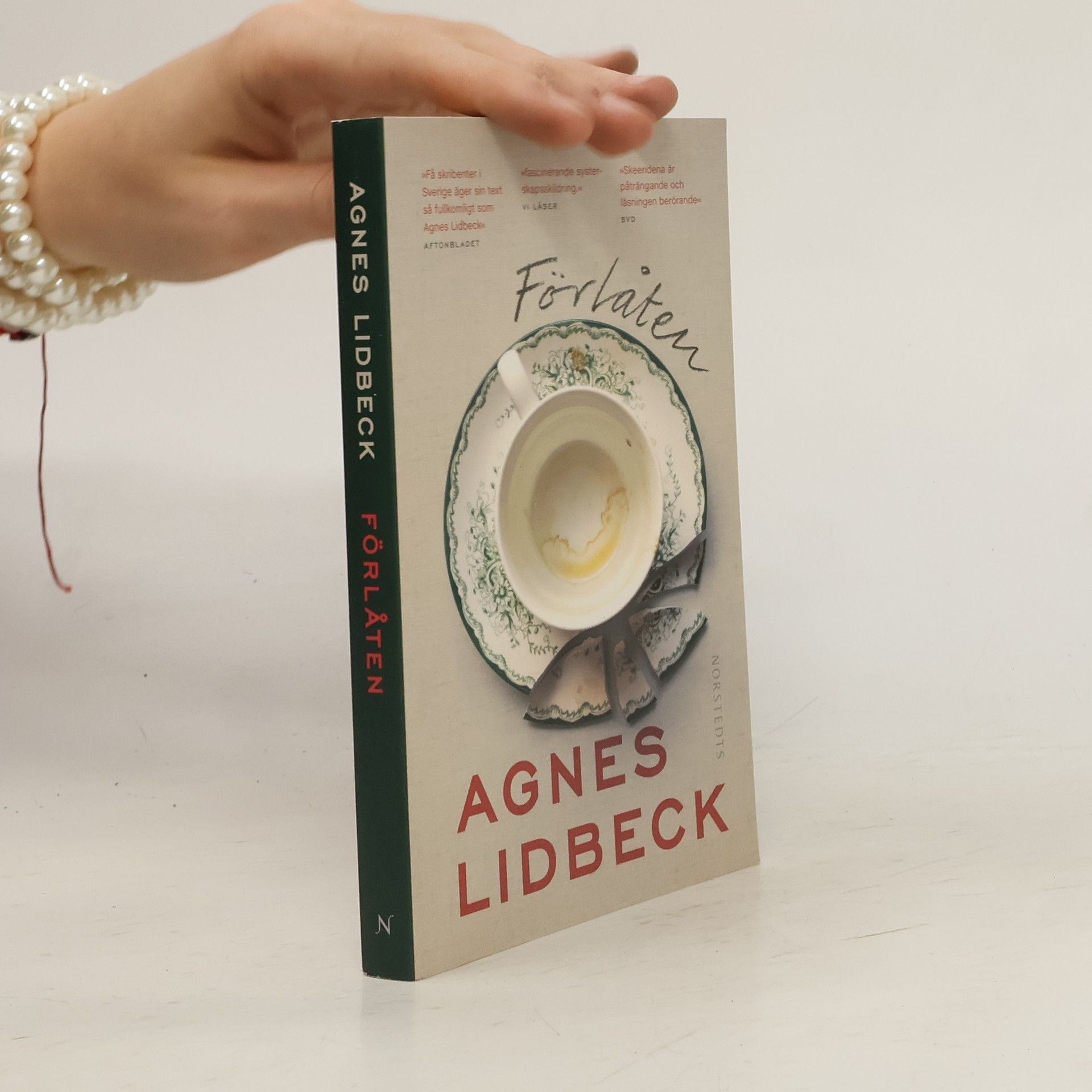 Agnes Lidbeck Förlåten