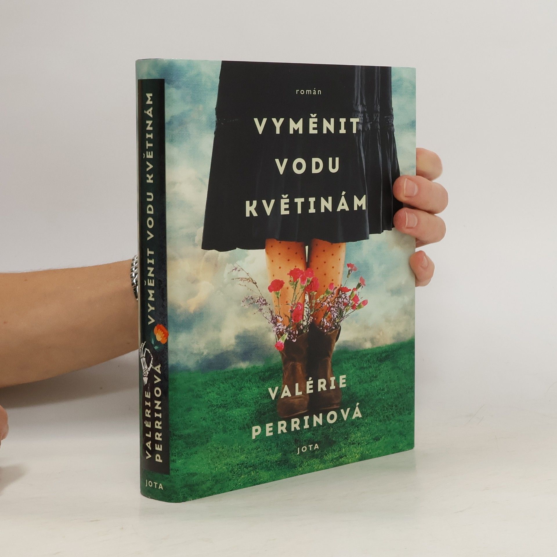 Valérie Perrin Vyměnit vodu květinám