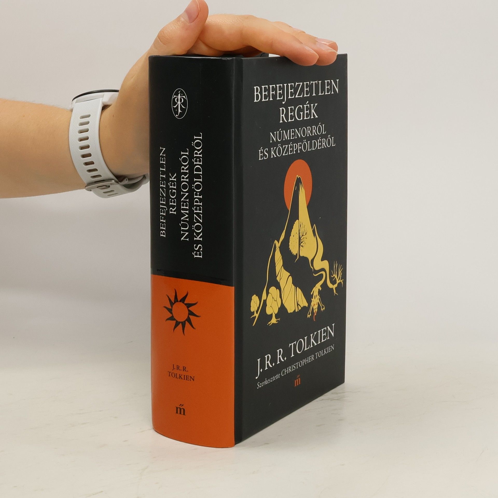 J. R. R. Tolkien Befejezetlen regék Númenorról és Középföldéről