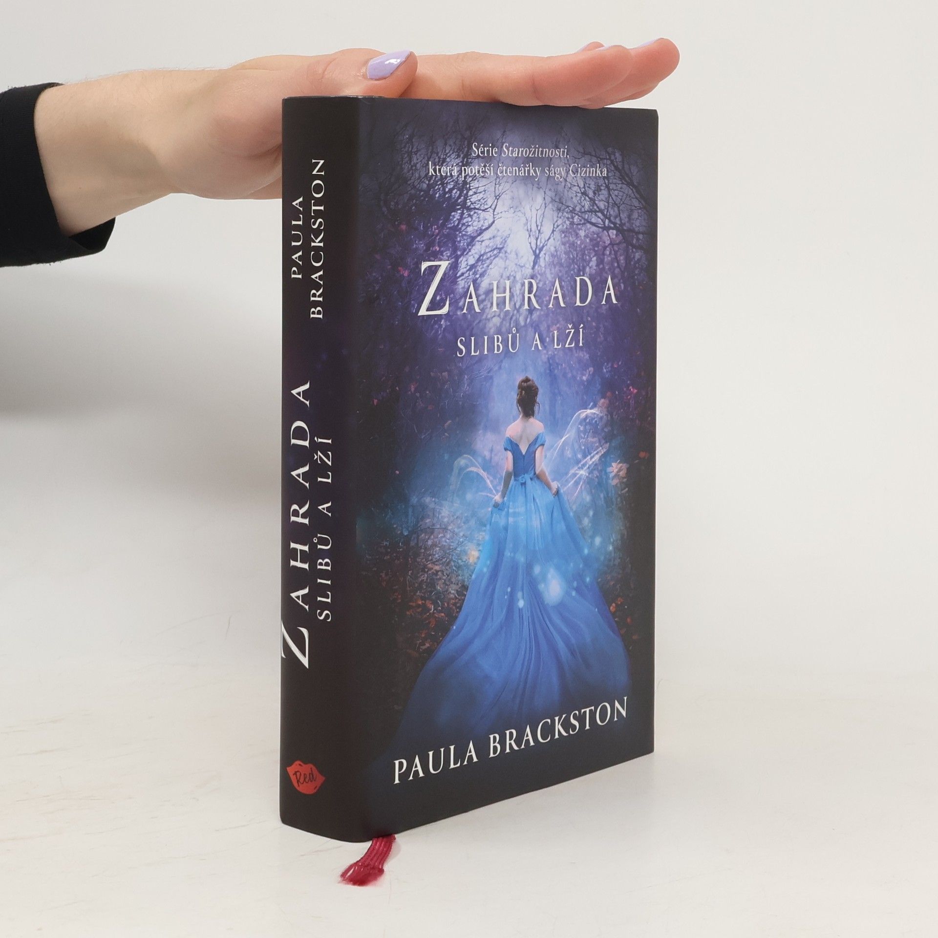 Paula Brackston Zahrada slibů a lží