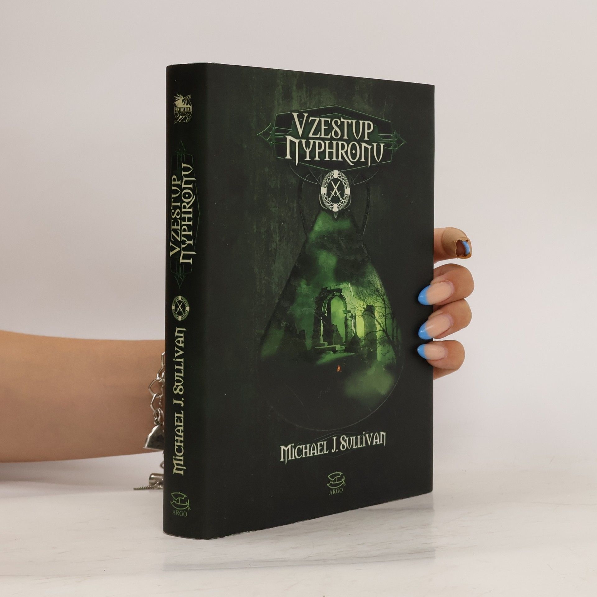Michael J. Sullivan Vzestup Nyphronu