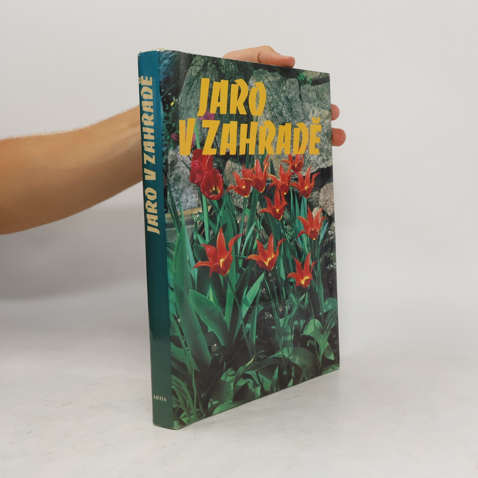 kolektiv Jaro v zahradě