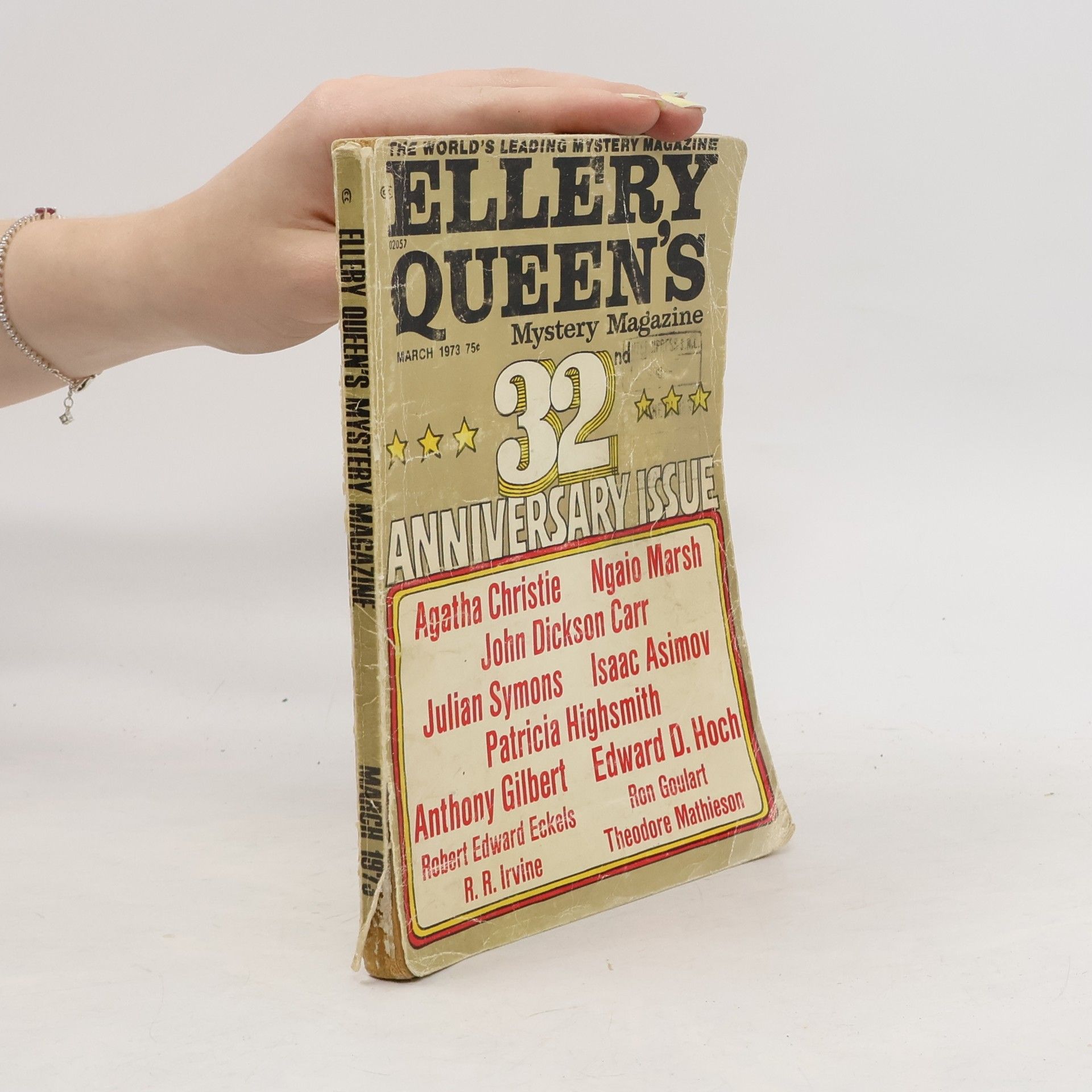 Ellery Queen Mystery Magazine 32