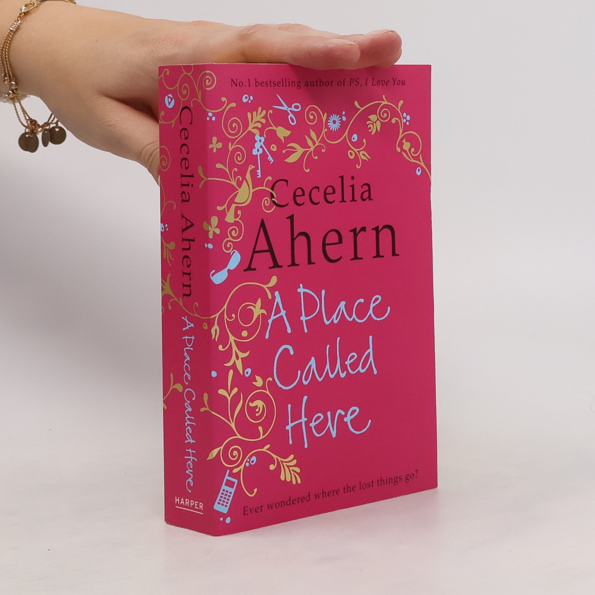 Cecelia Ahern A Place Called Here