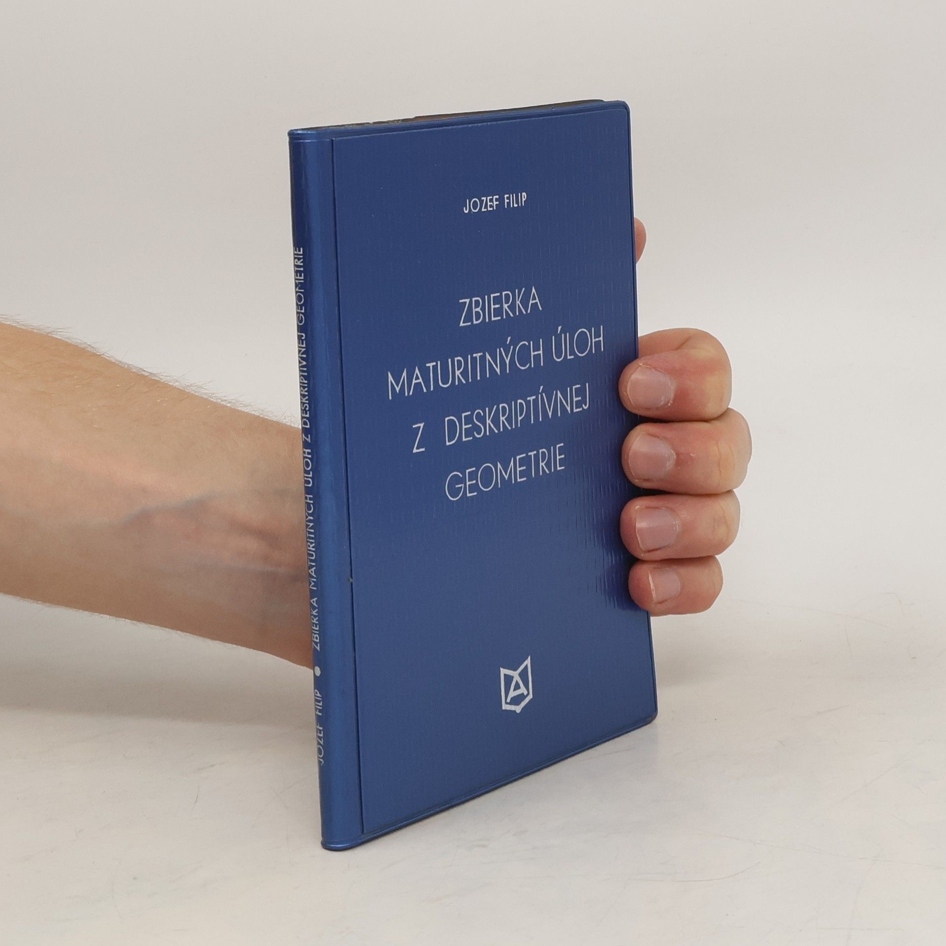 Jozef Filip Zbierka maturitných úloh z deskriptívnej geometrie