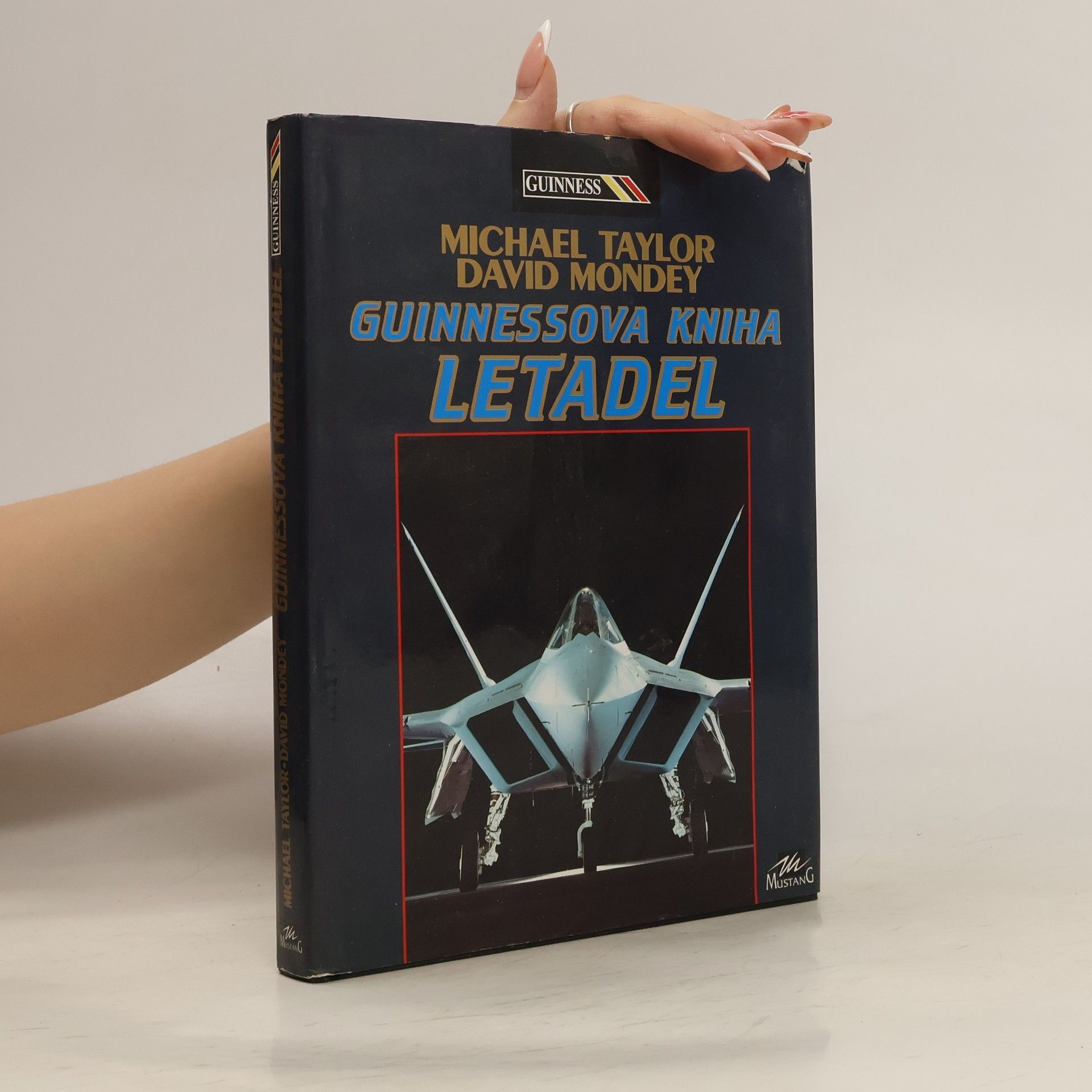 Michael J. H. Taylor Guinnessova kniha letadel