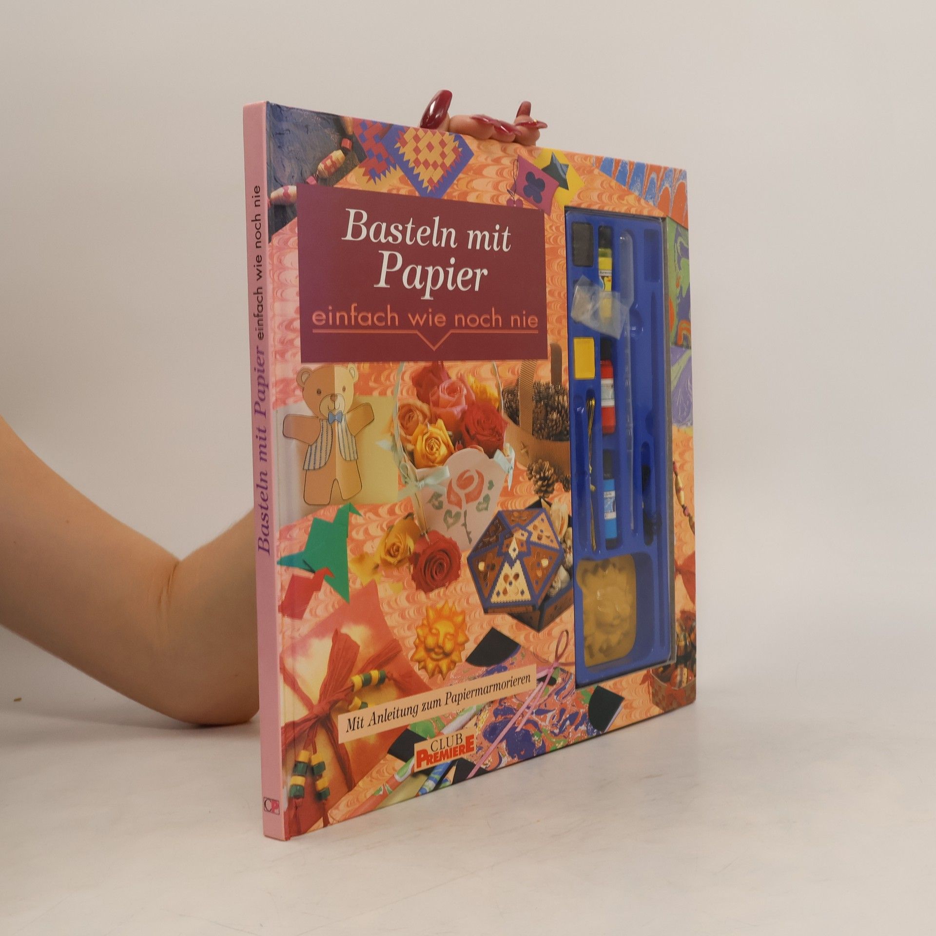 Collectif d'auteurs Basteln mit Papier