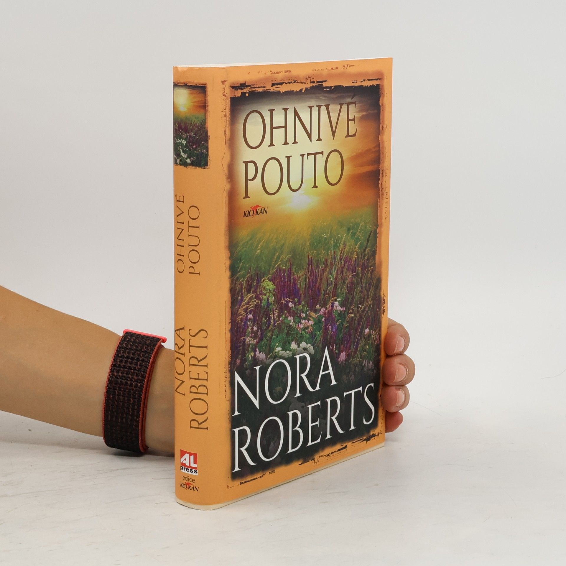 Nora Roberts Ohnivé pouto