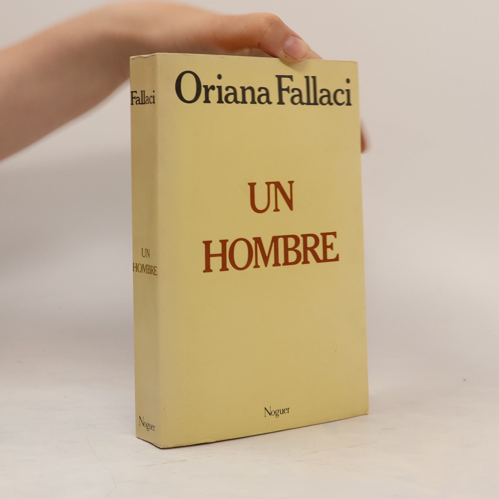 Oriana Fallaci Un Hombre