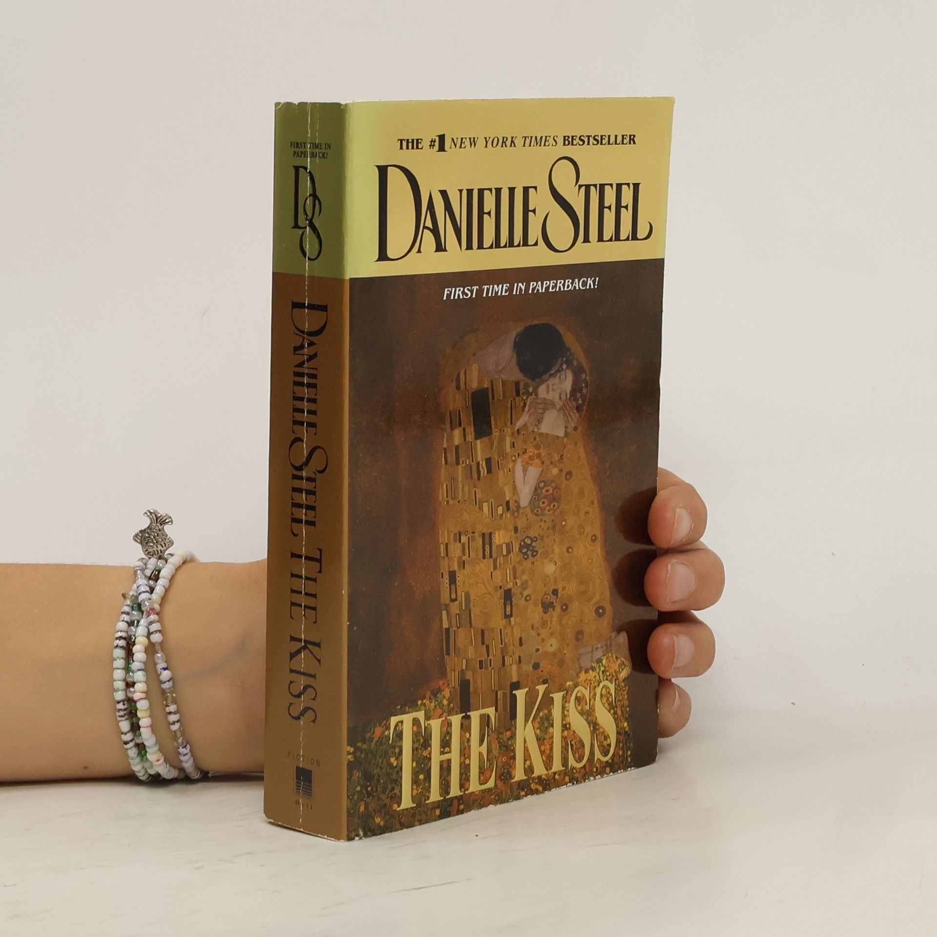 Danielle Steel The Kiss