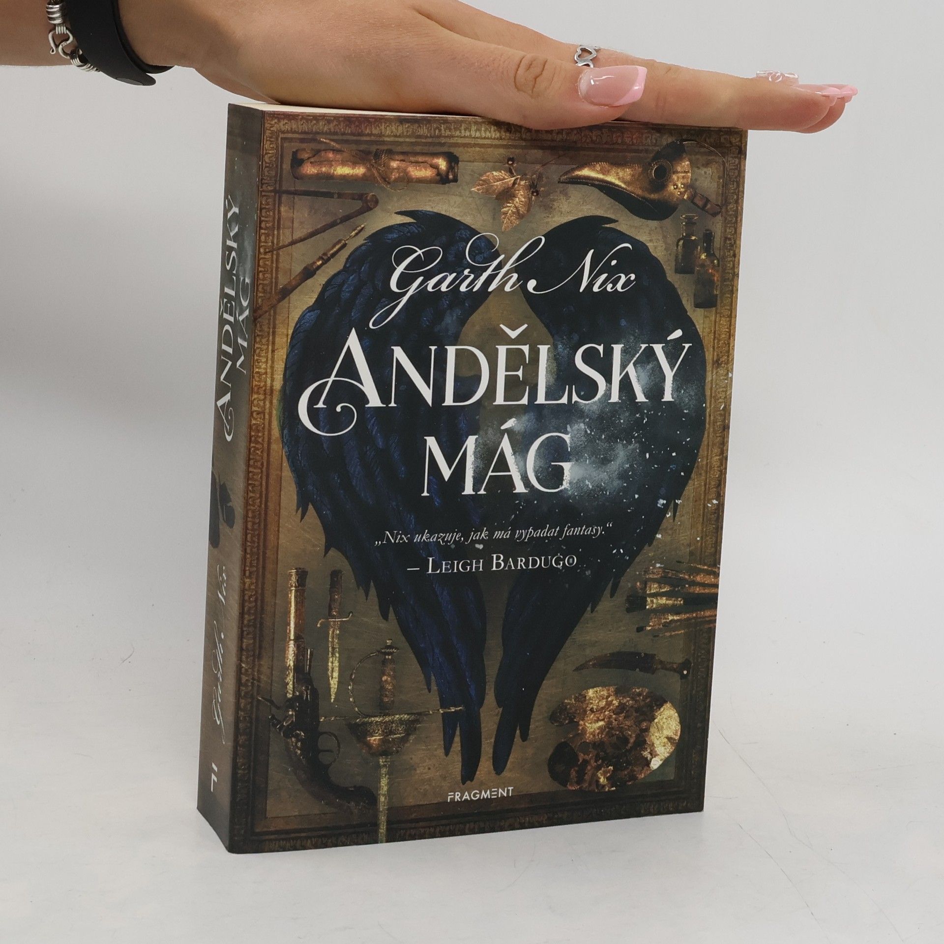 Garth Nix Andělský mág