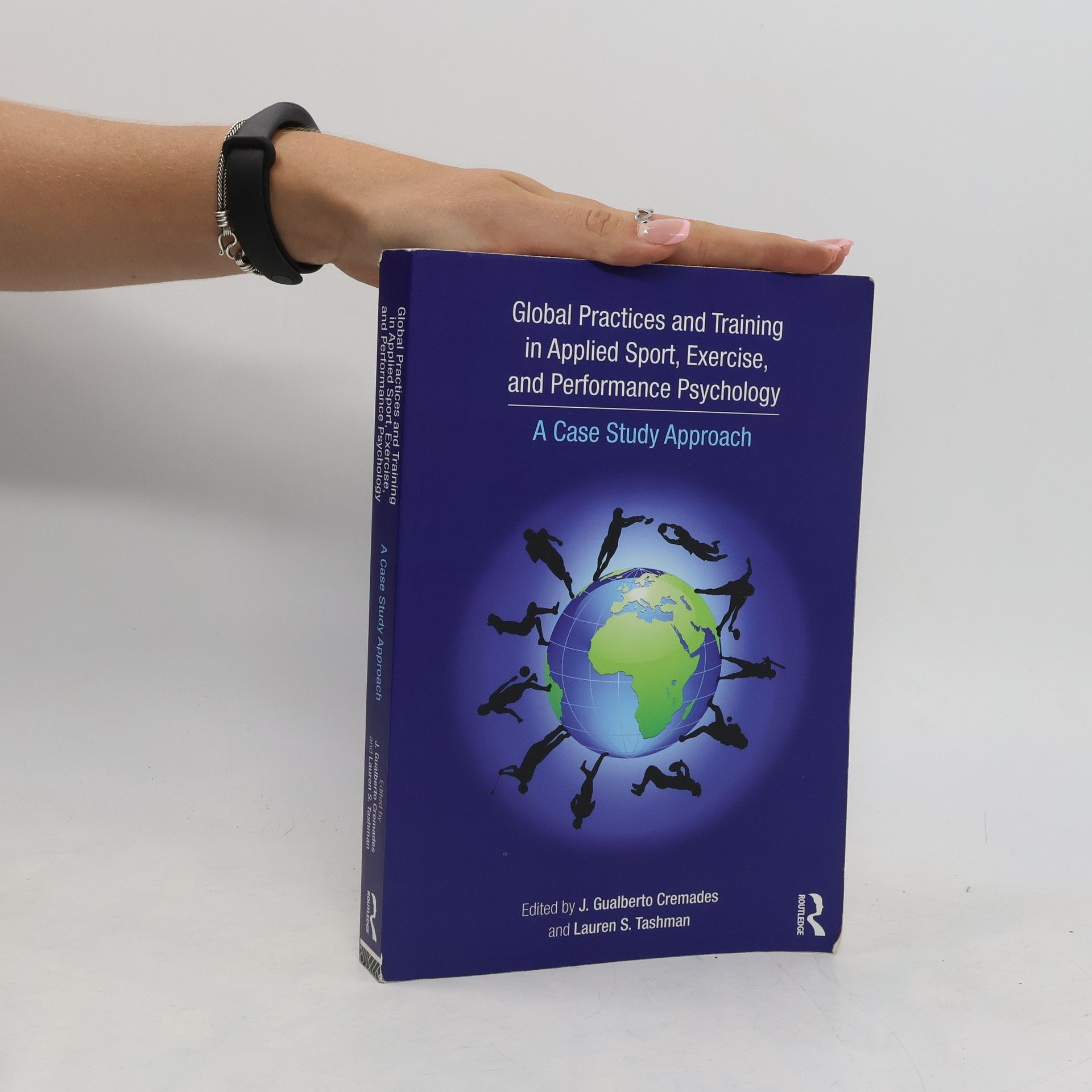 Lauren S. Tashman Global Practices and Training in Applied Sport, Exercise, and Performance Psychology