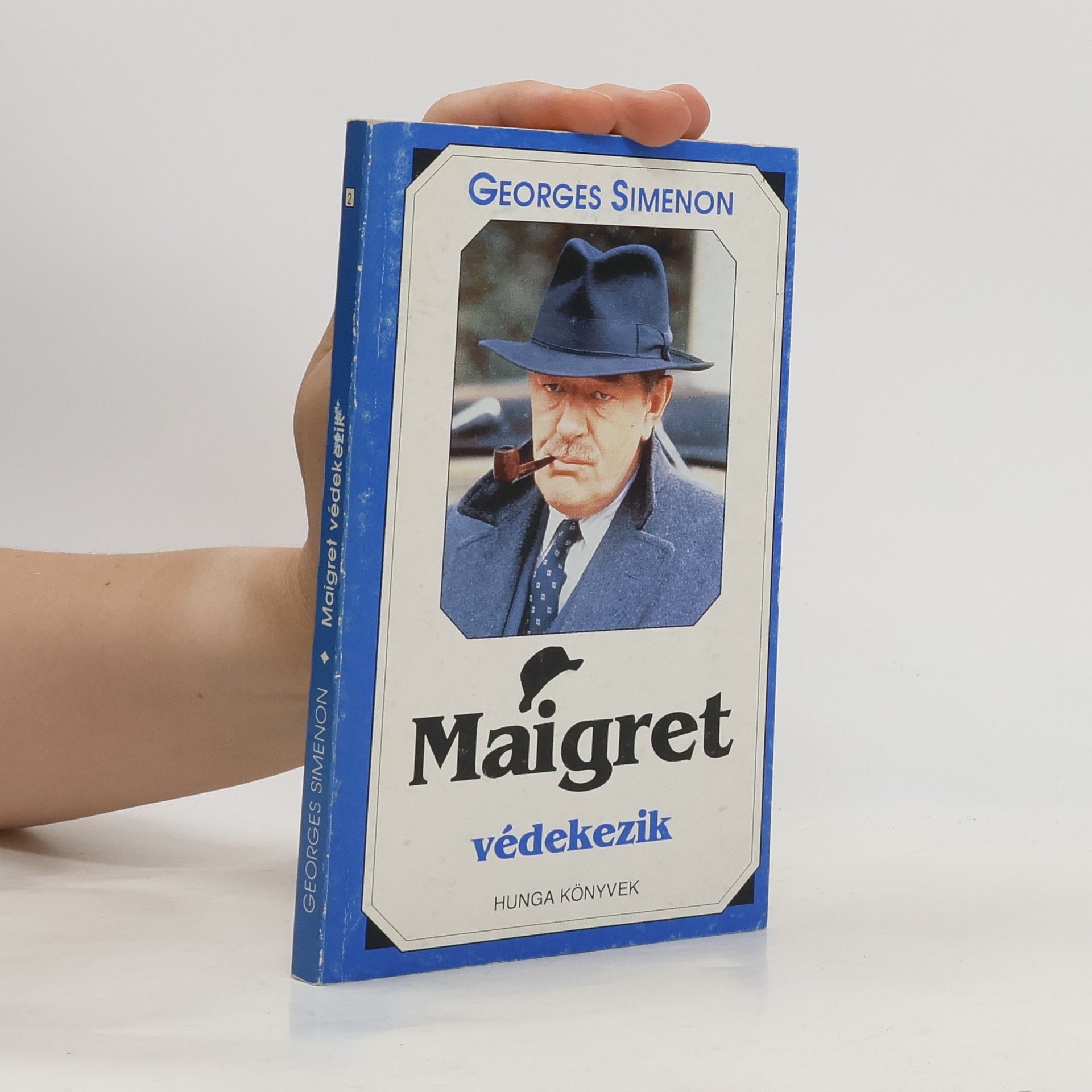 Georges Simenon Maigret védekezik