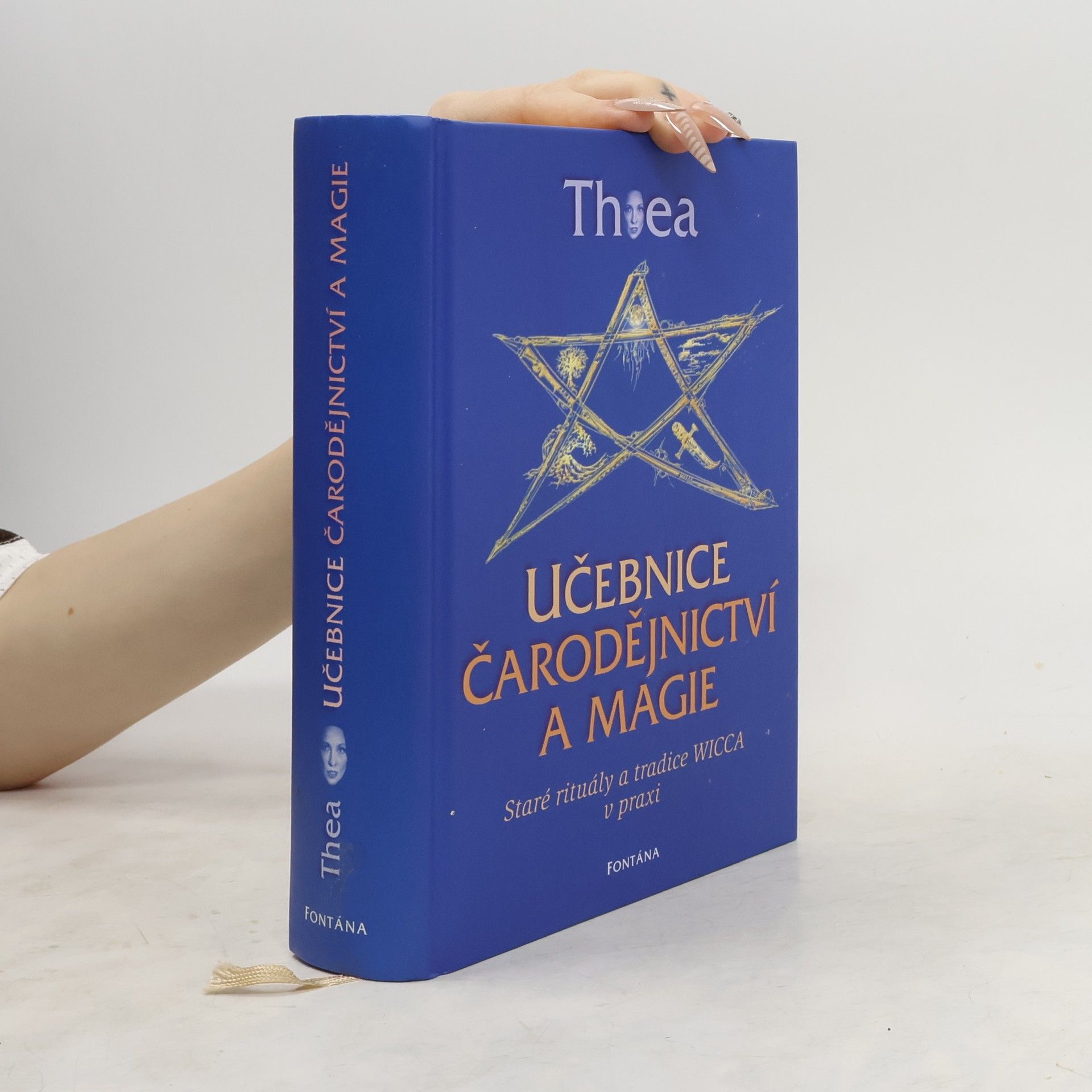 Thea Učebnice čarodějnictví a magie: Kompletní učební plán s praktickým cvičením a zkouškami