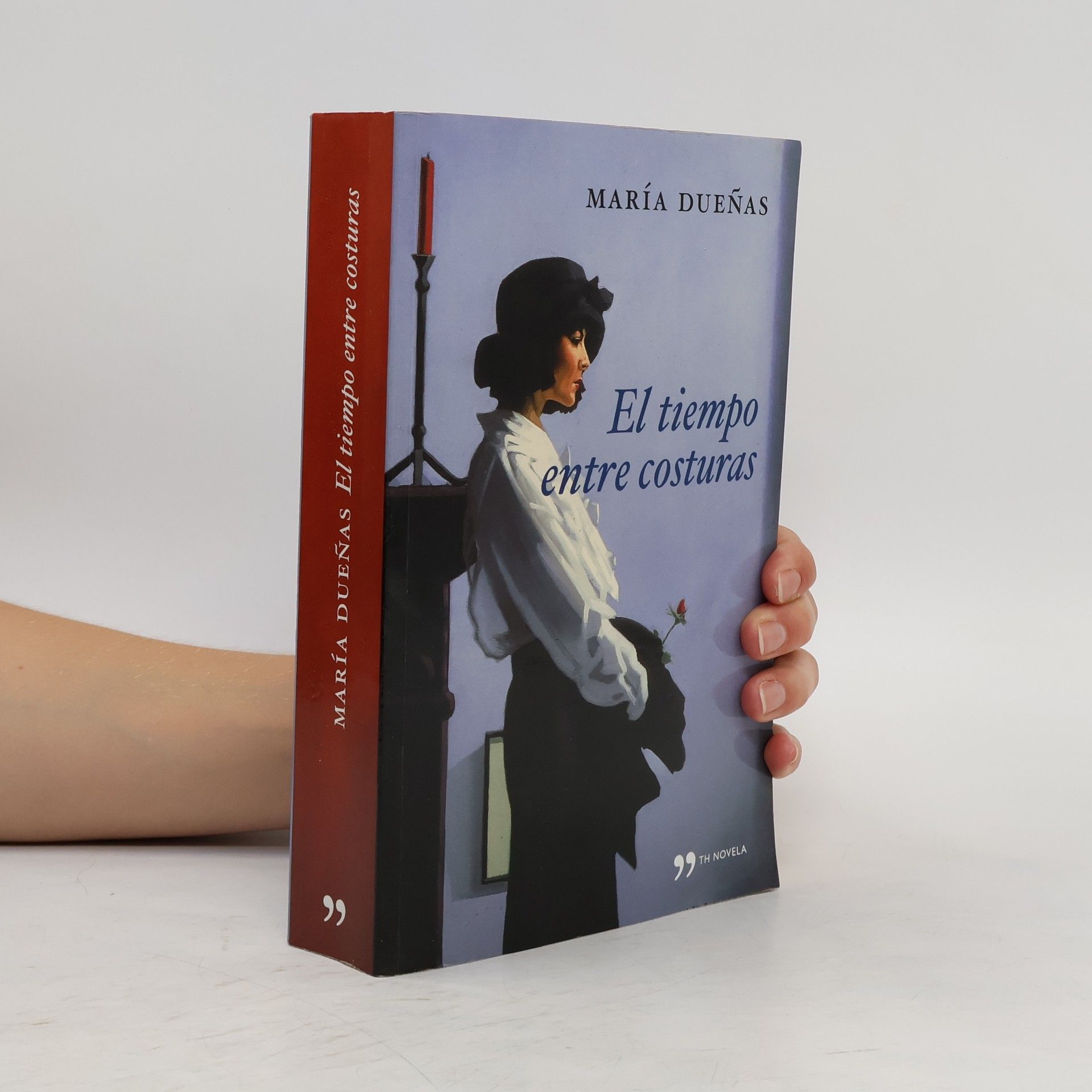 María Dueñas El tiempo entre costuras