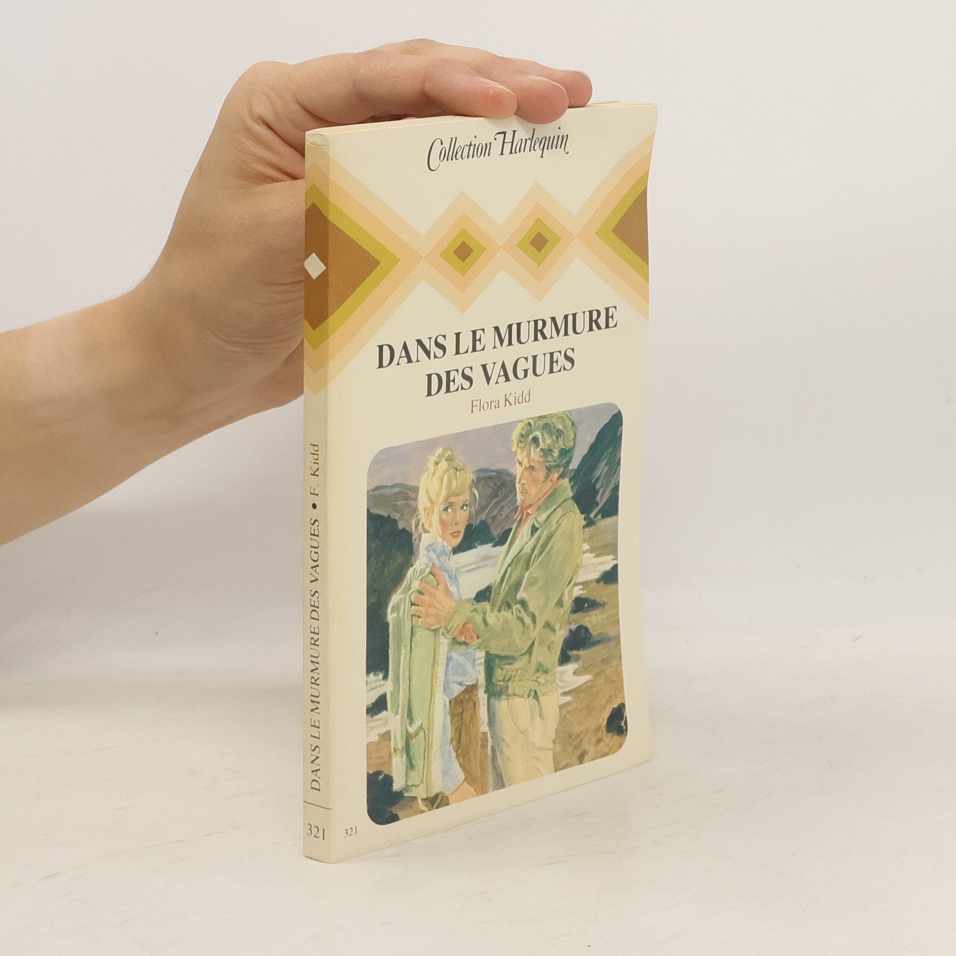 Flora Kidd Dans le murmure des vagues
