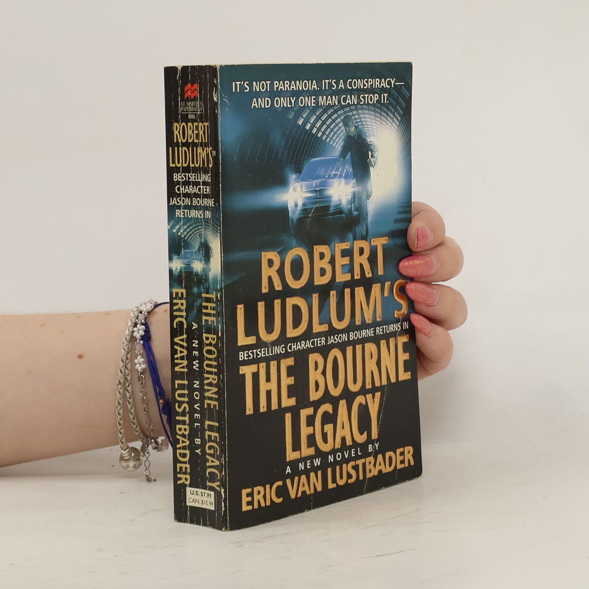 Eric Lustbader Robert Ludlum's Jason Bourne in The Bourne legacy